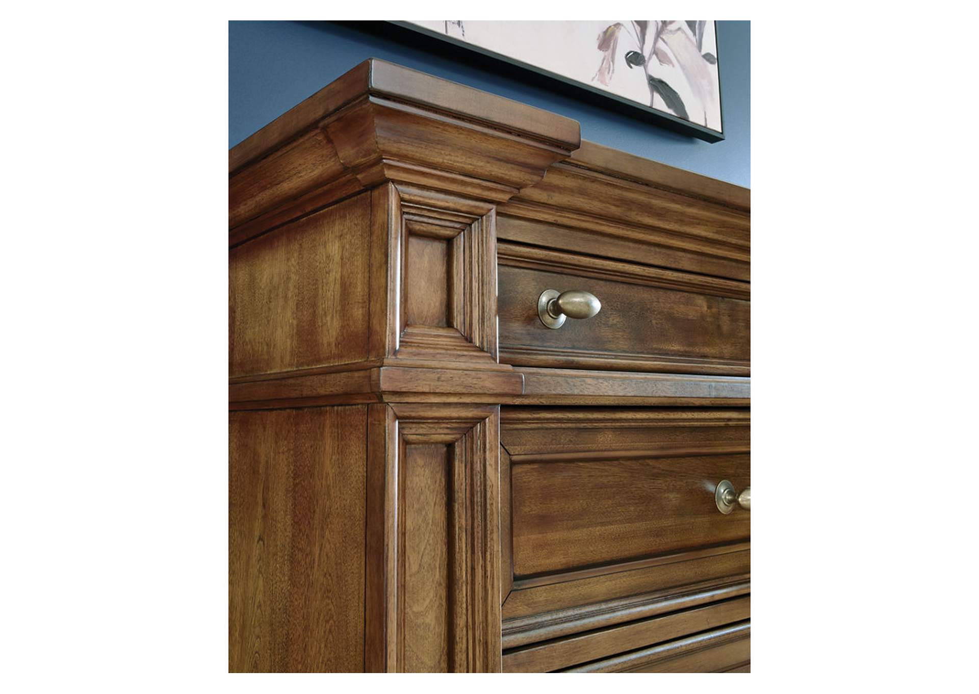 Frantanna Chest of Drawers image 5