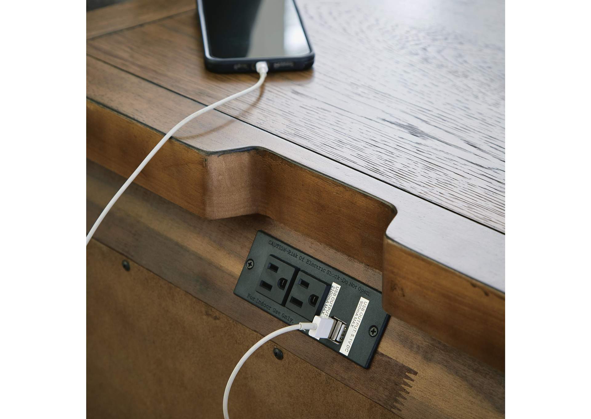 Cabalynn Nightstand image 8