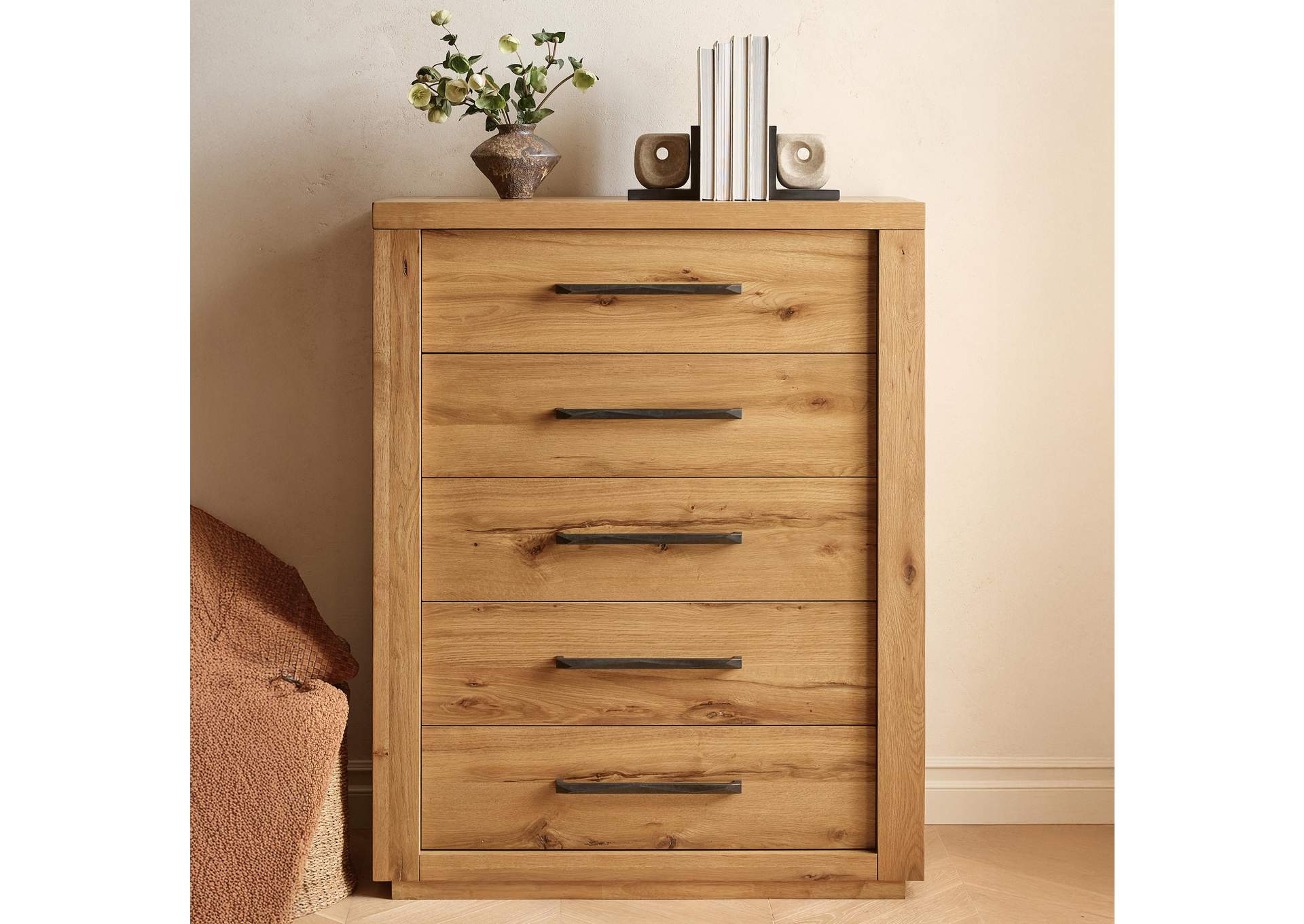Bracken Chest of Drawers image 3
