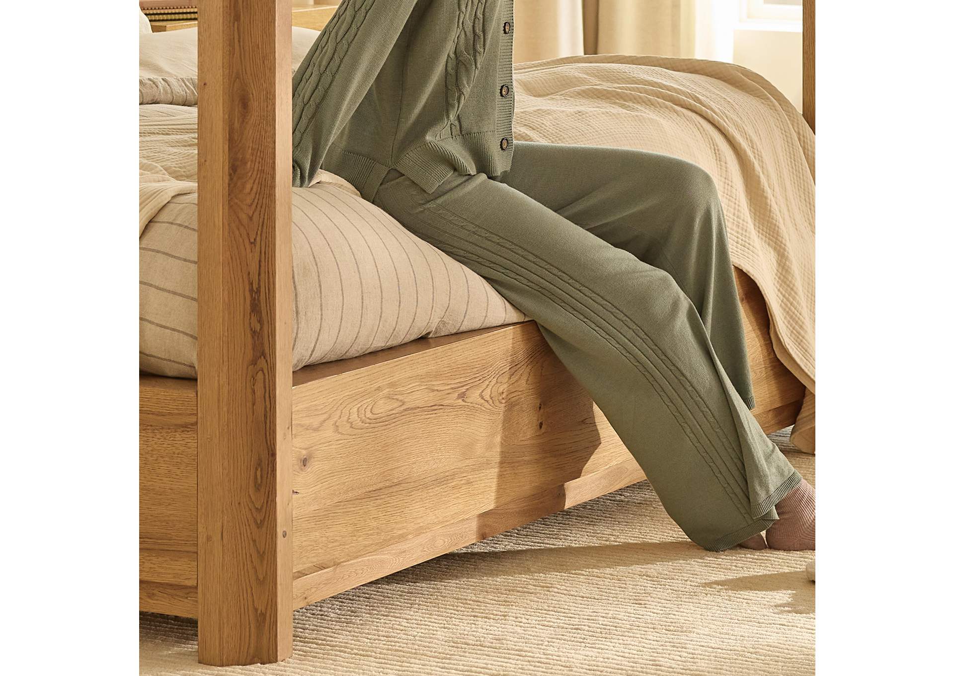 Bracken California King Canopy Bed image 7