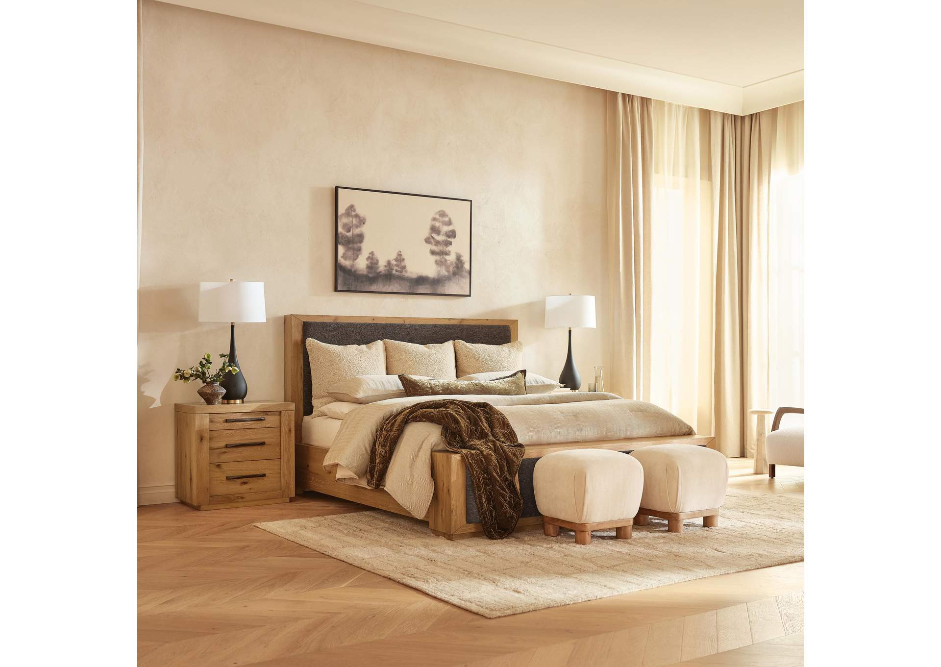 Bracken King Upholstered Panel Bed image 4