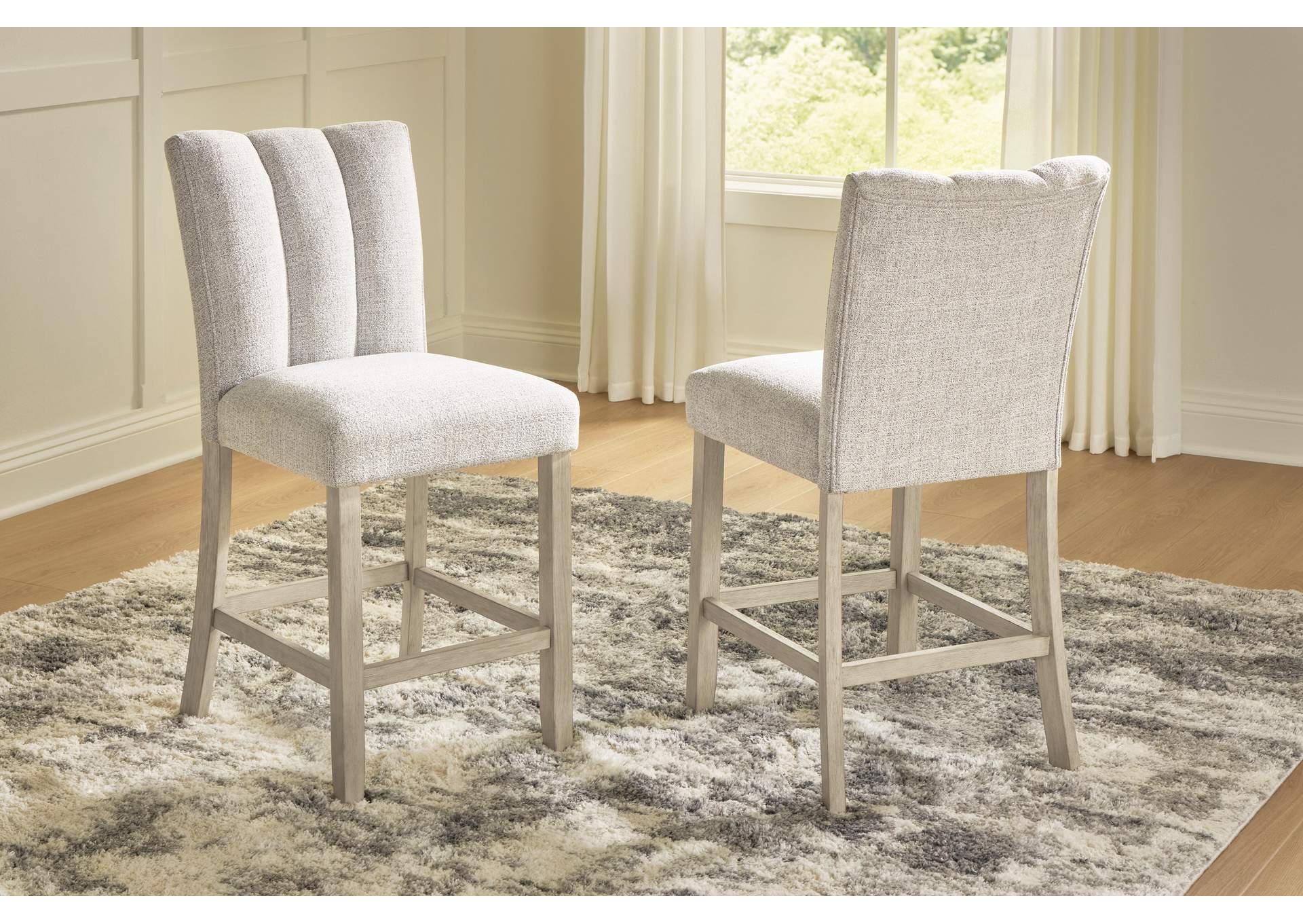 Larawyn Counter Height Barstool (Set of 2) image 2