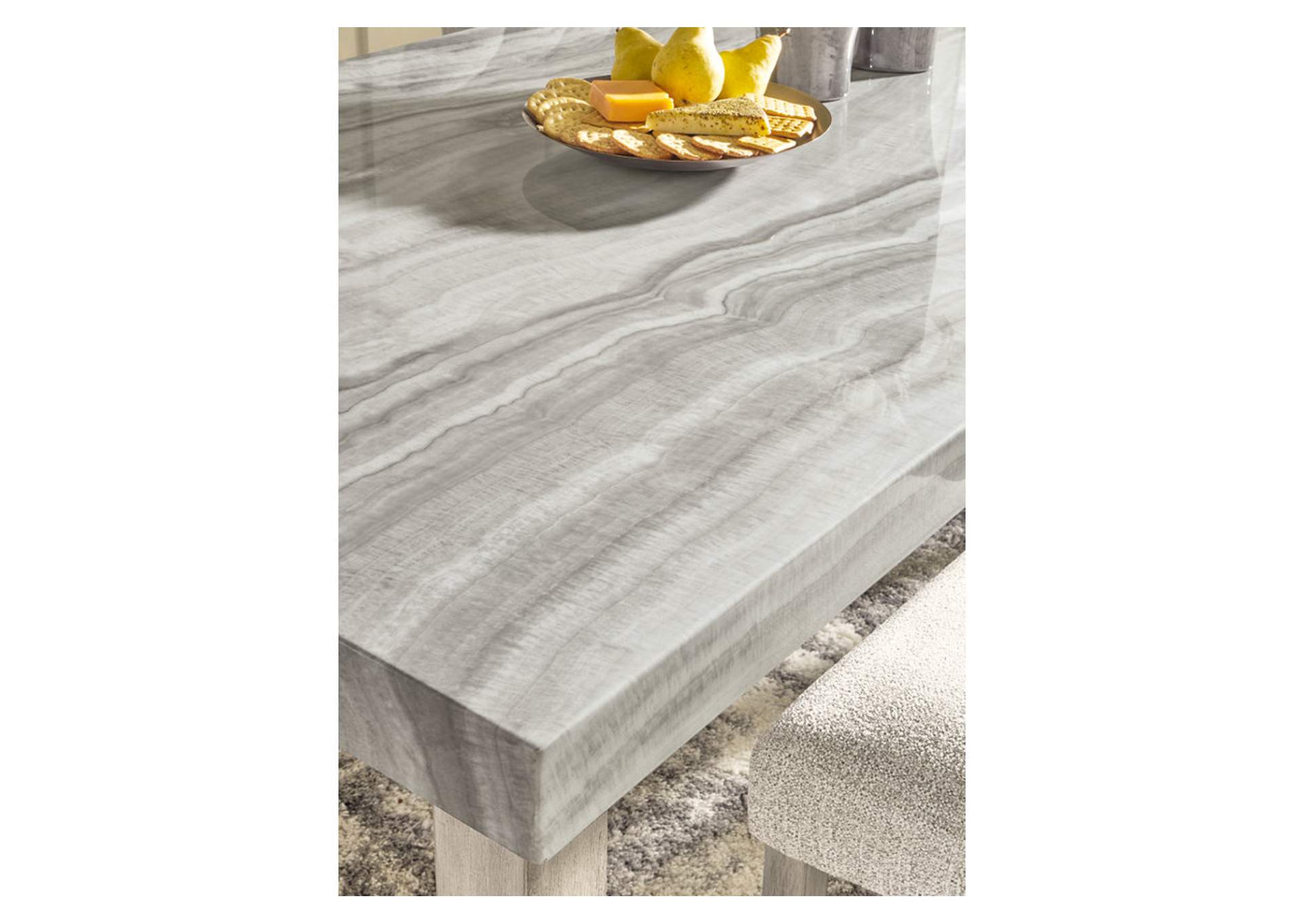 Larawyn Dining Table image 5