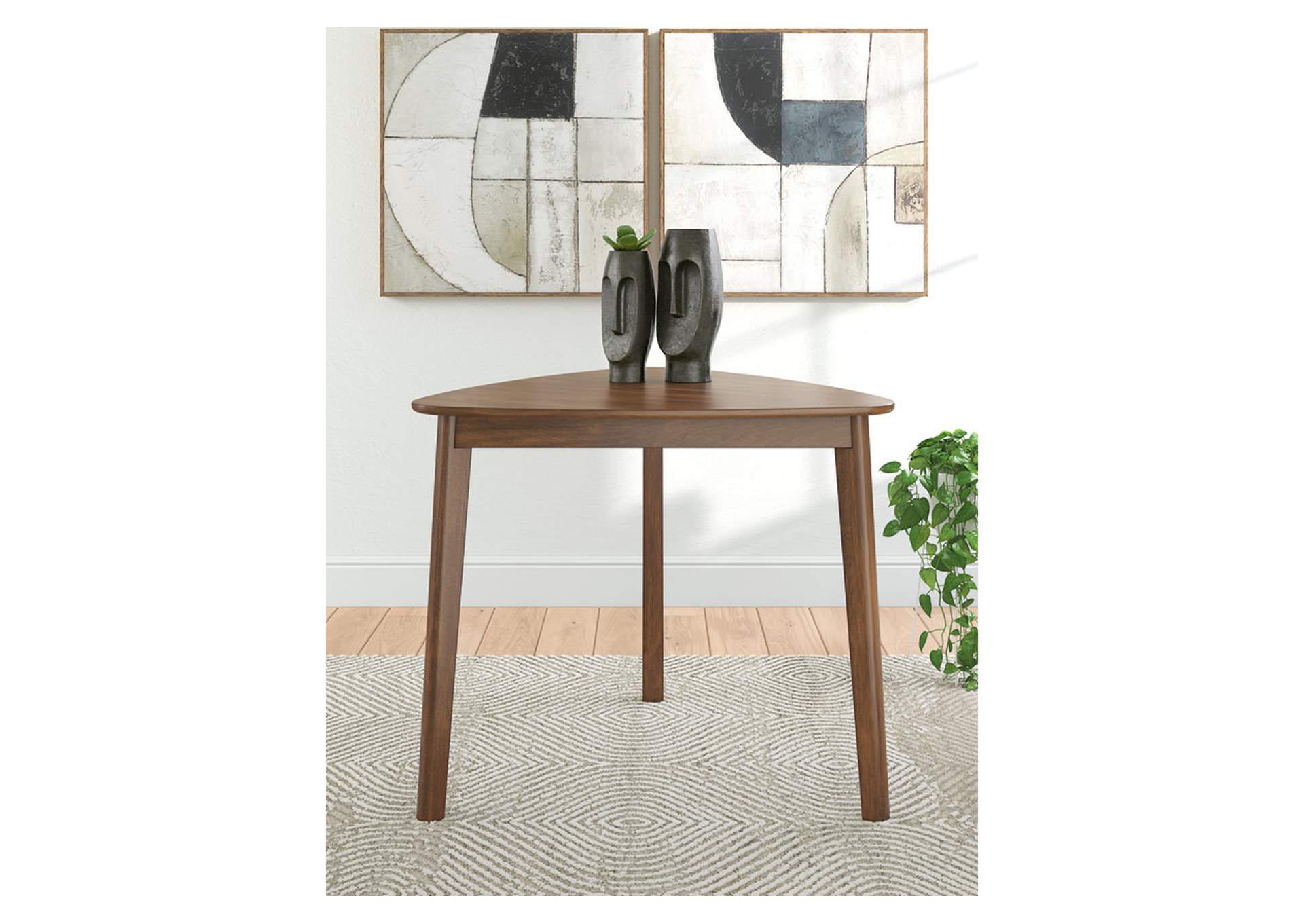 Tameride Dining Table image 3