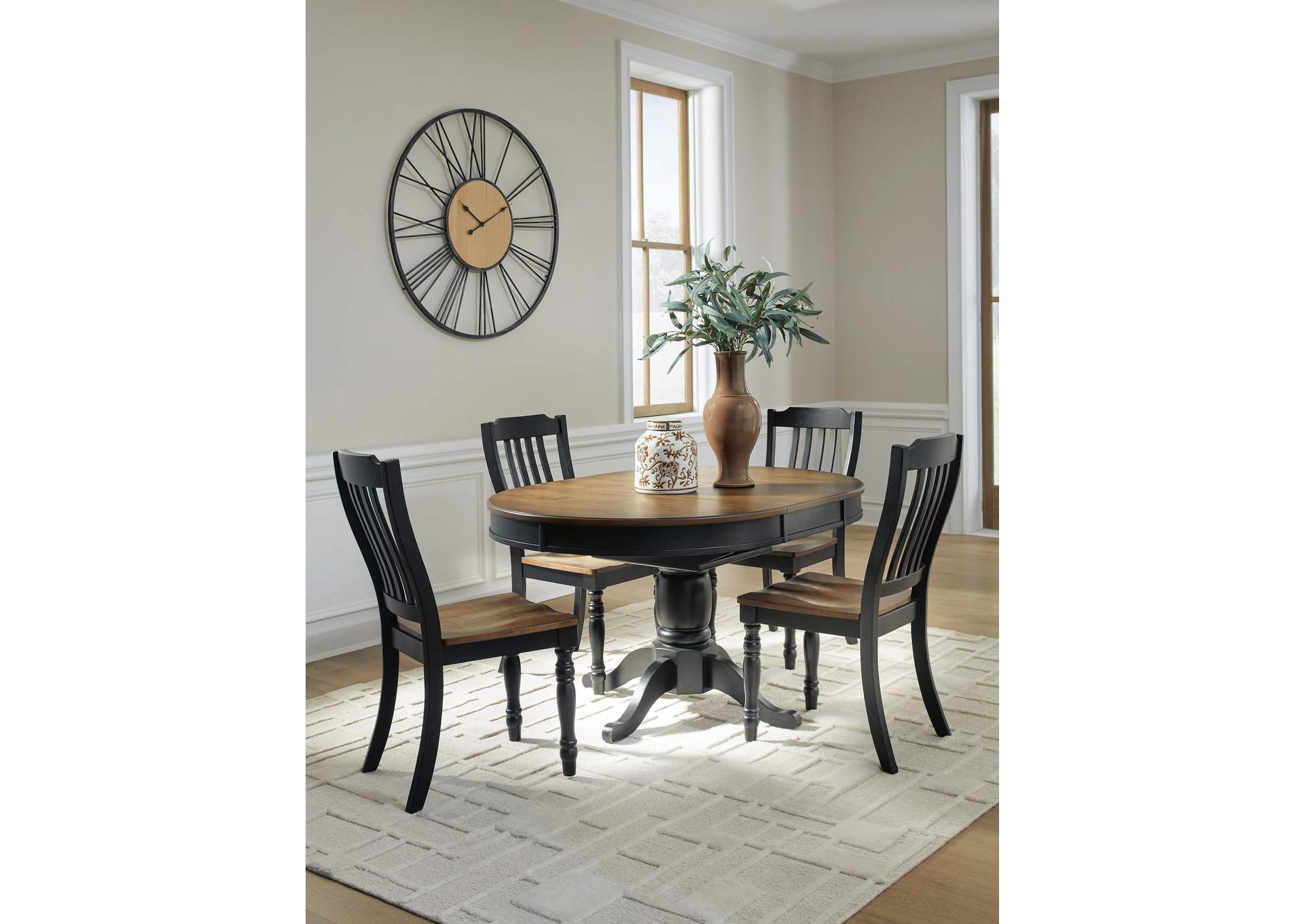 Clorazi Extension Dining Table and 4 Chairs image 2