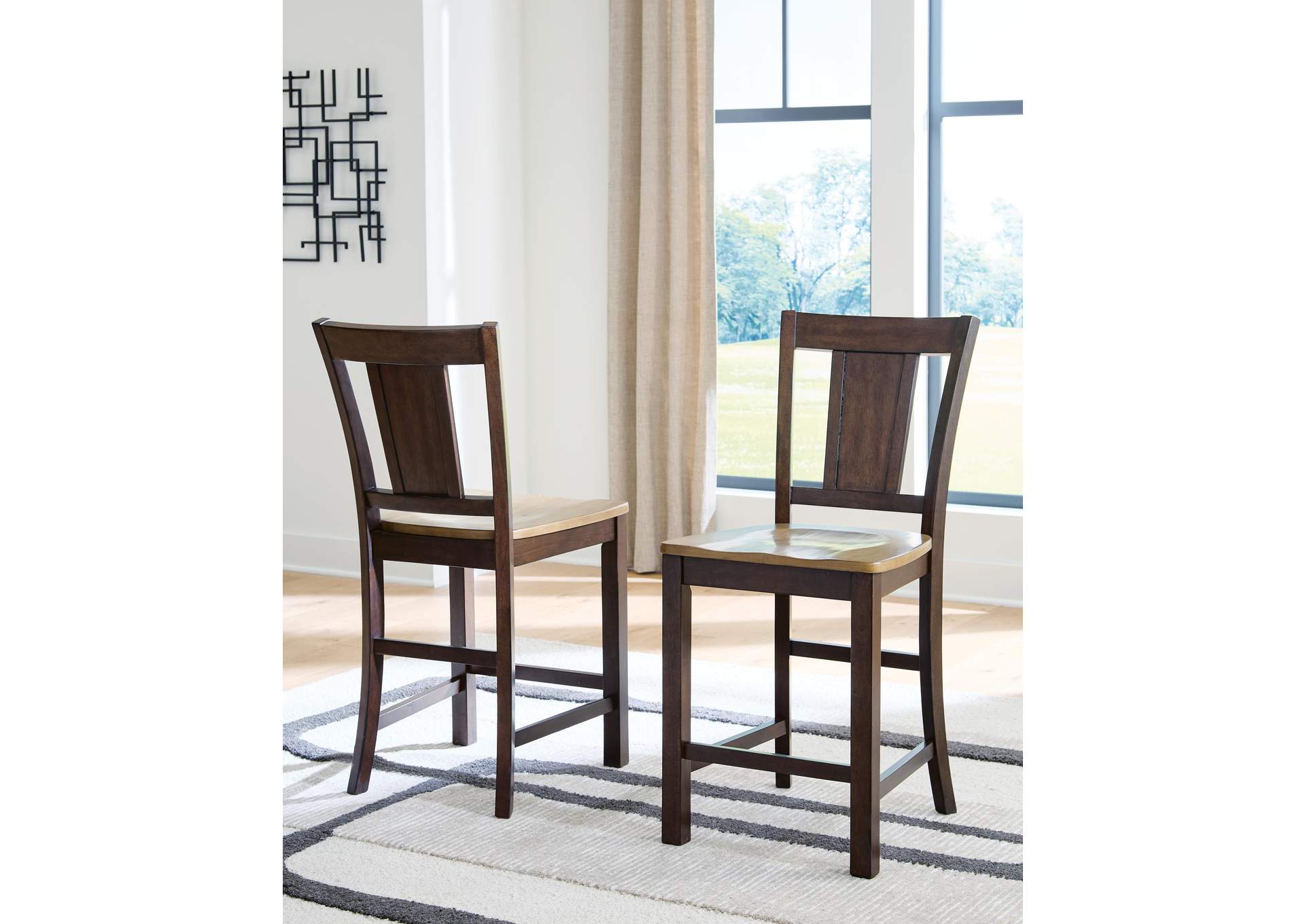 Rylandeen Counter Height Extension Dining Table and 6 Barstools image 13