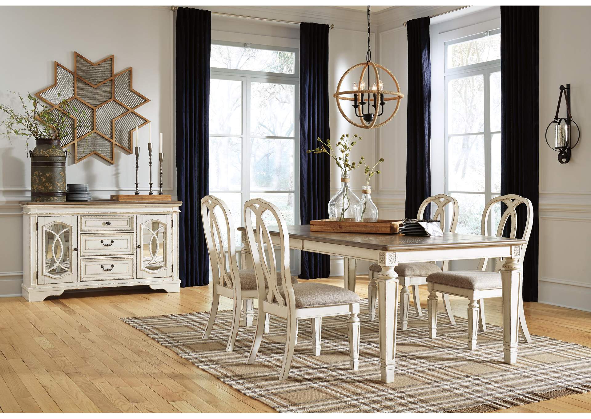 Realyn Dining Server image 10