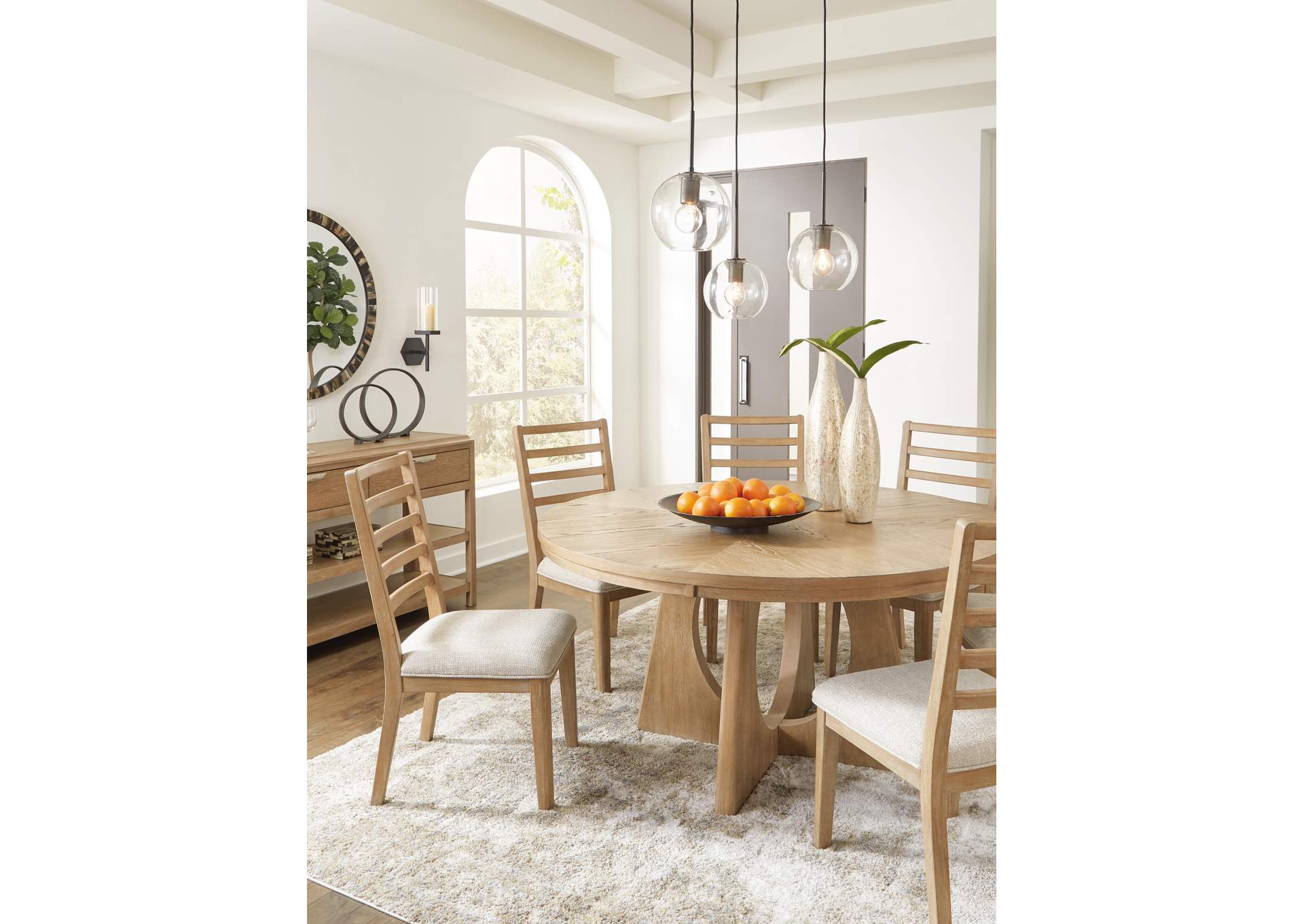 Rencott Dining Chair image 12