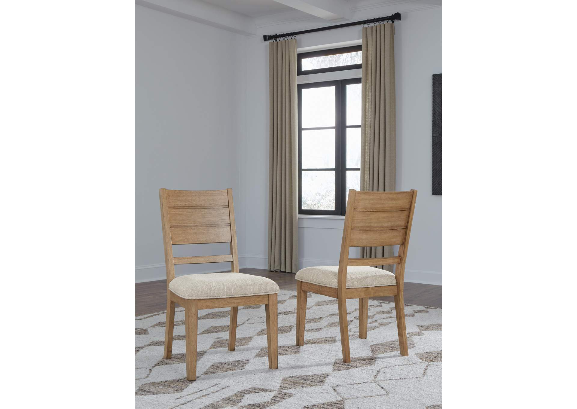 Kristiland Dining Chair image 10