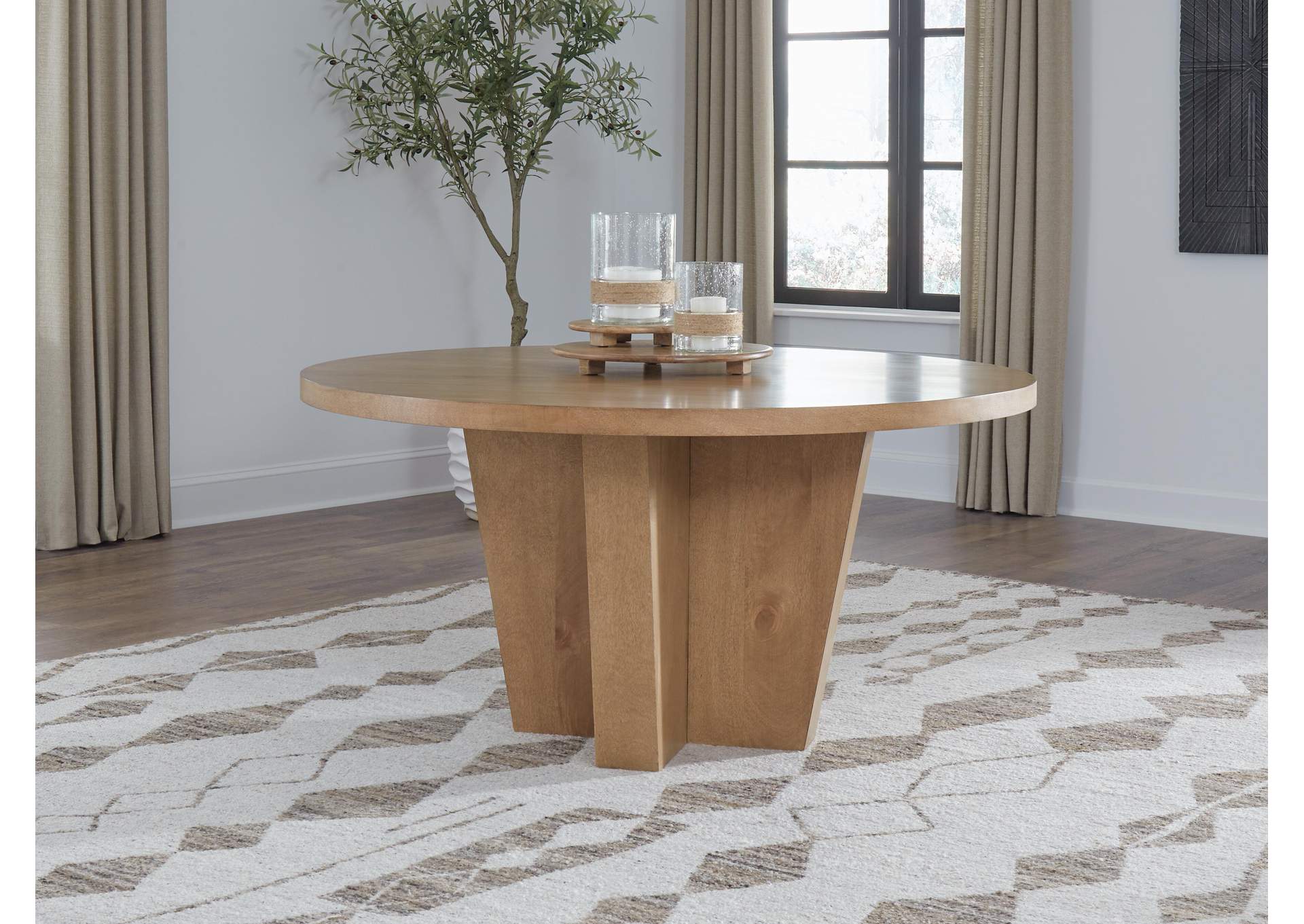 Kristiland Dining Table image 12