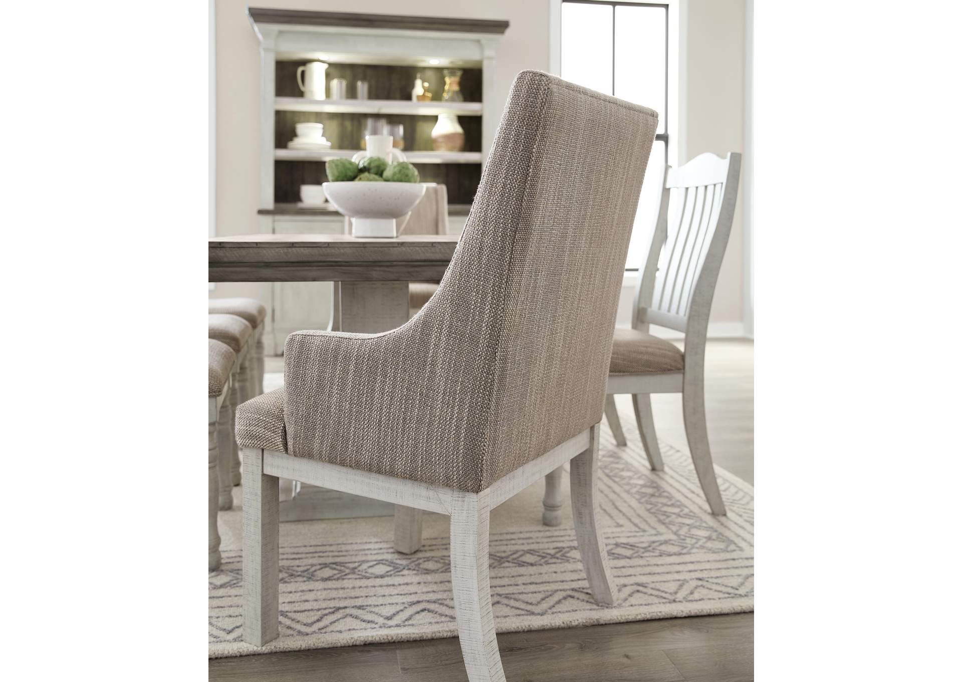 Havalance Dining Table and 8 Chairs image 12