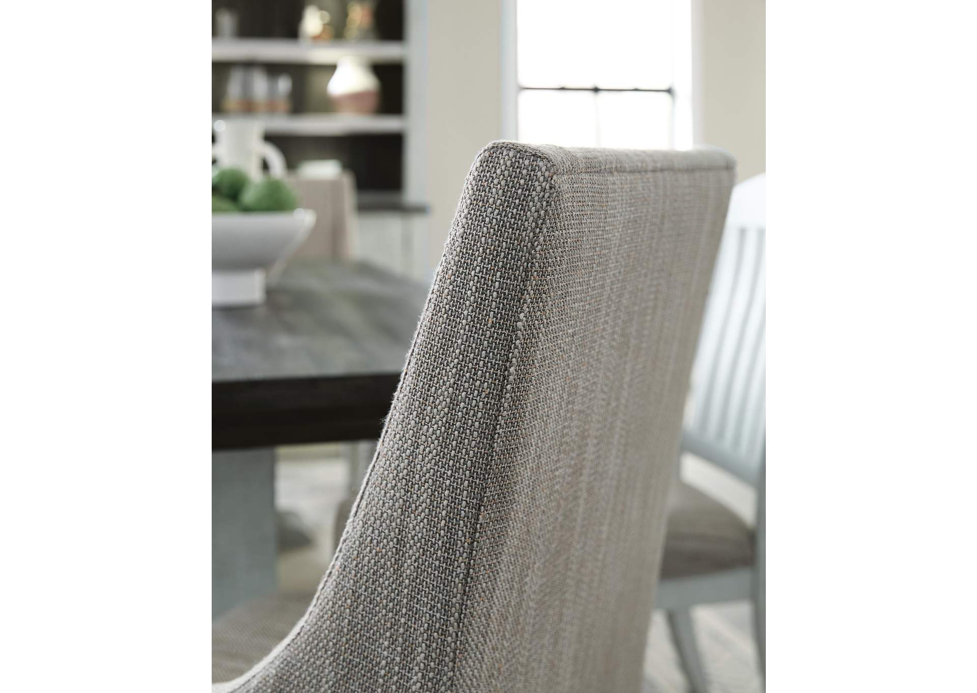 Havalance Dining Table and 8 Chairs image 11