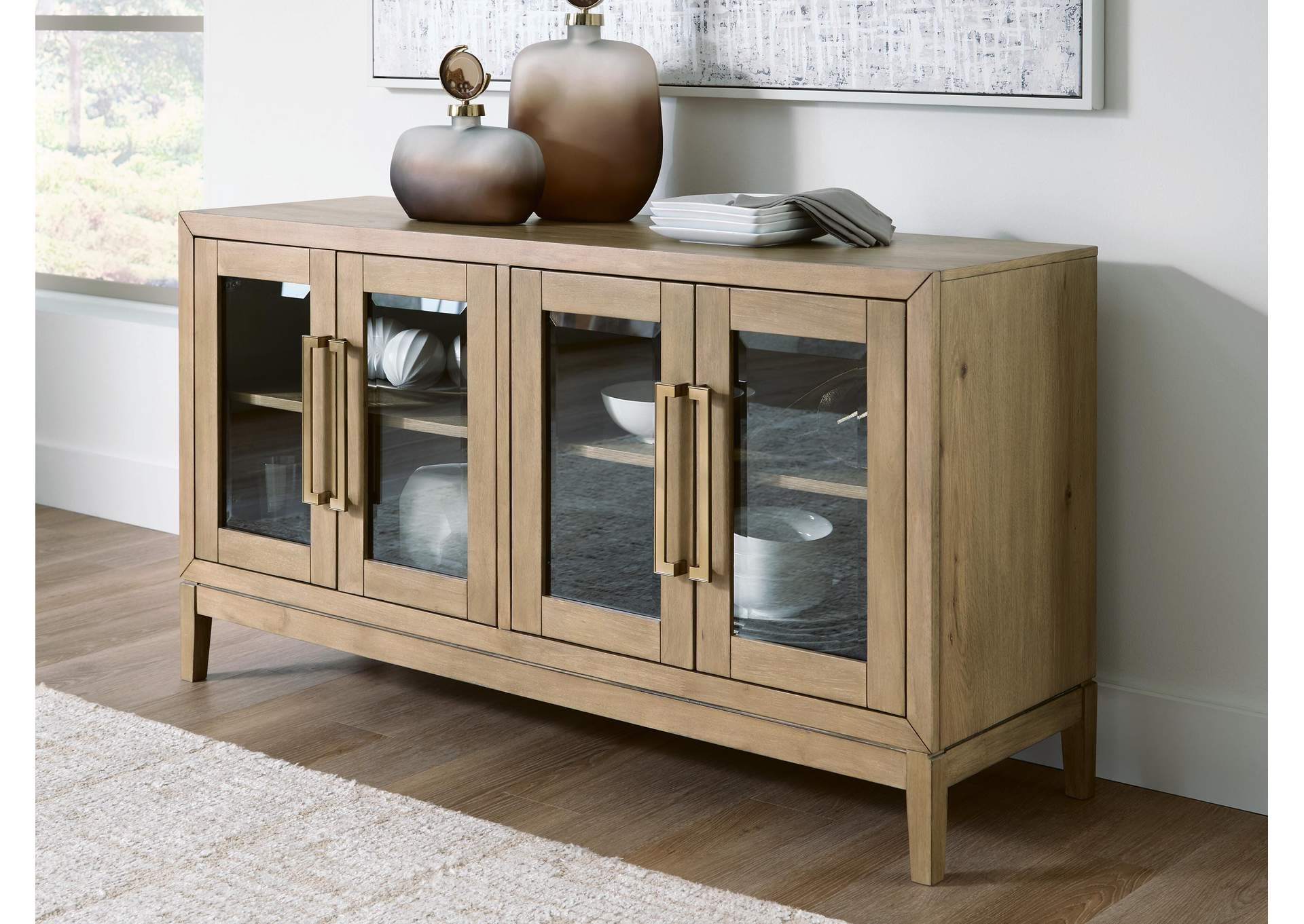 Lasinger Dining Server image 2