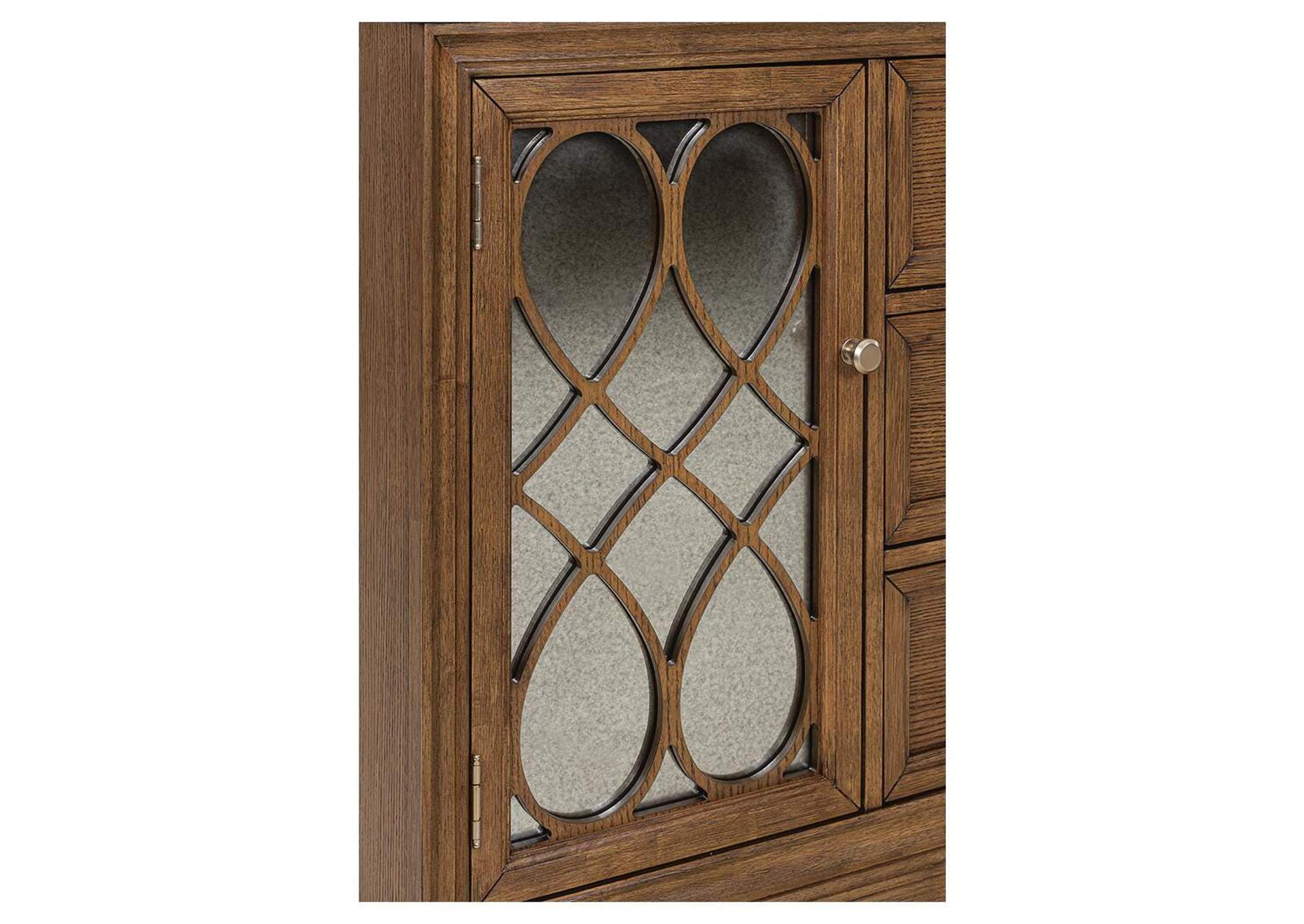 Jorlaina Dining Server image 10