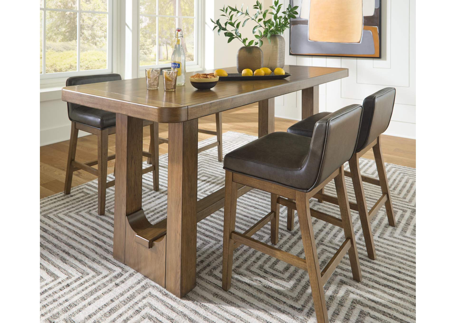 Cabalynn Counter Height Dining Table and 4 Barstools image 6