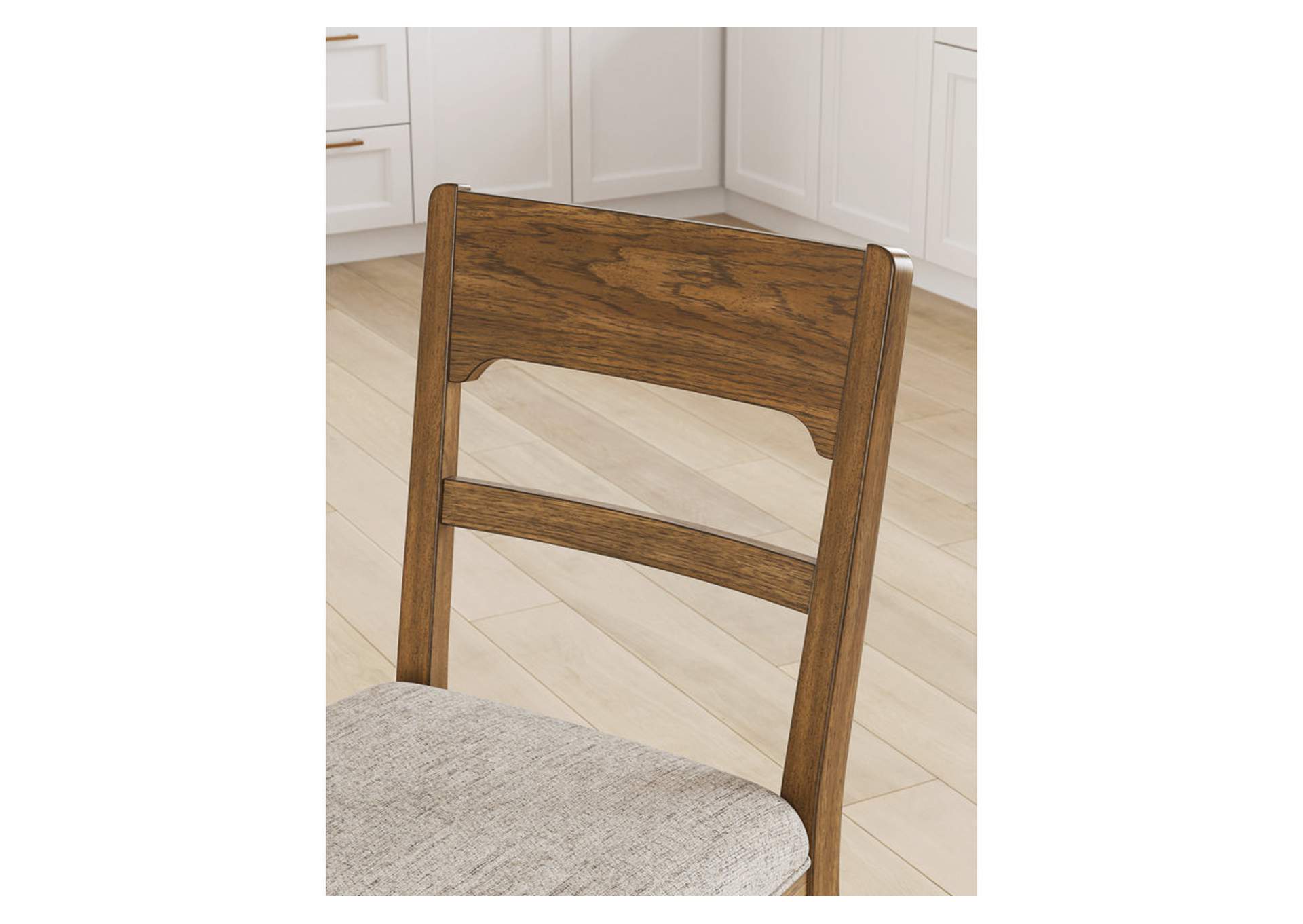 Cabalynn Counter Height Barstool image 8