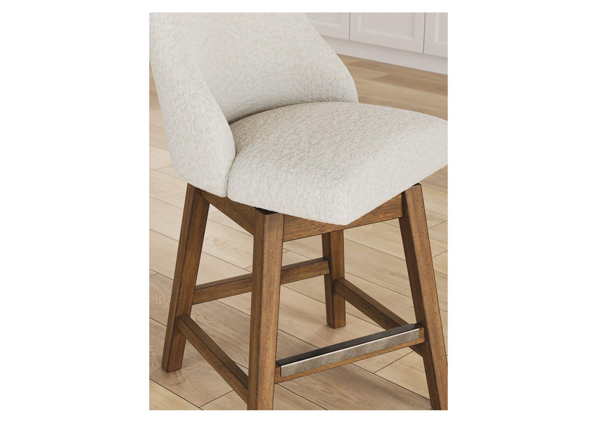 Cabalynn Counter Height Barstool image 8