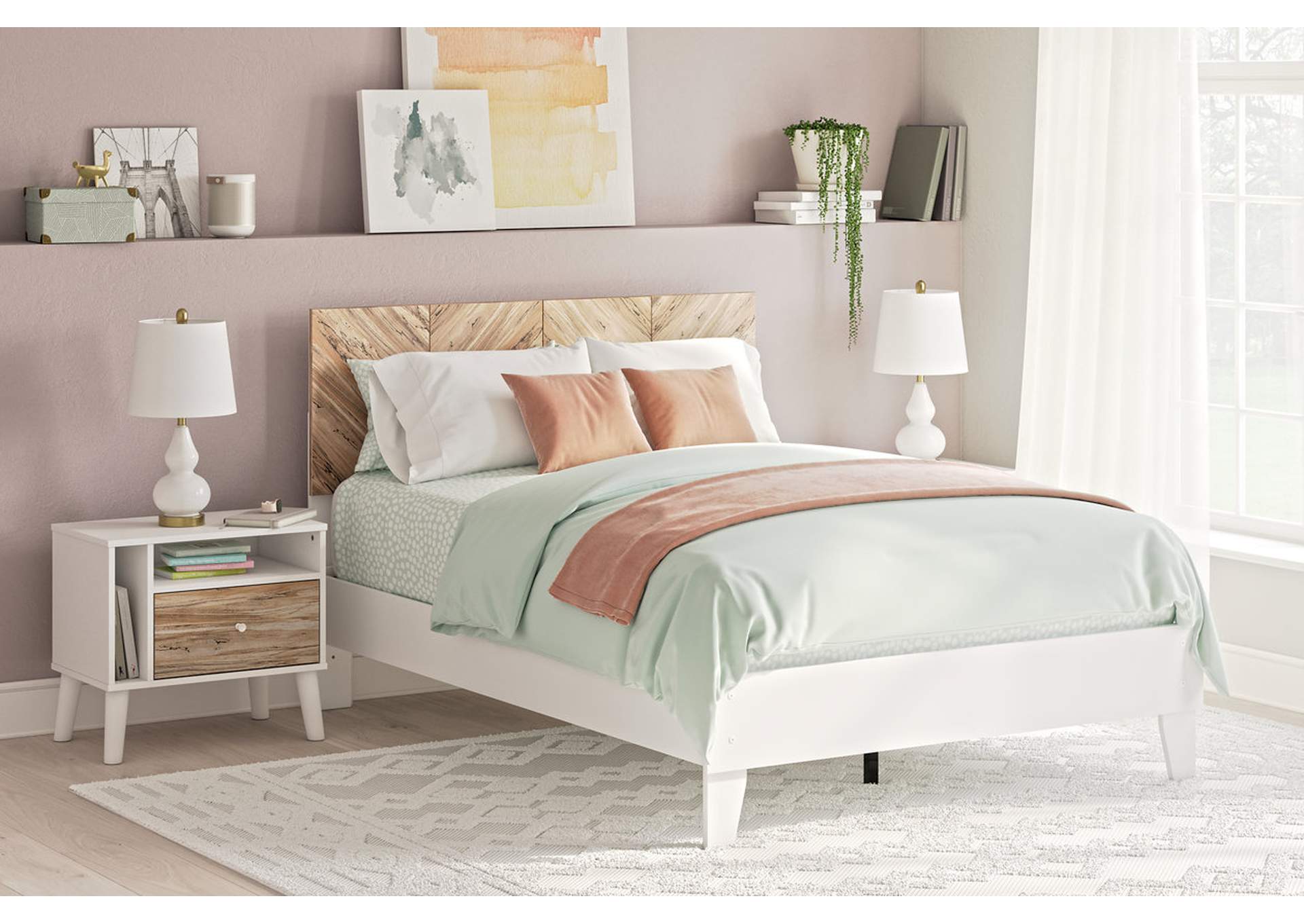 Piperton Full Panel Platform Bed image 8
