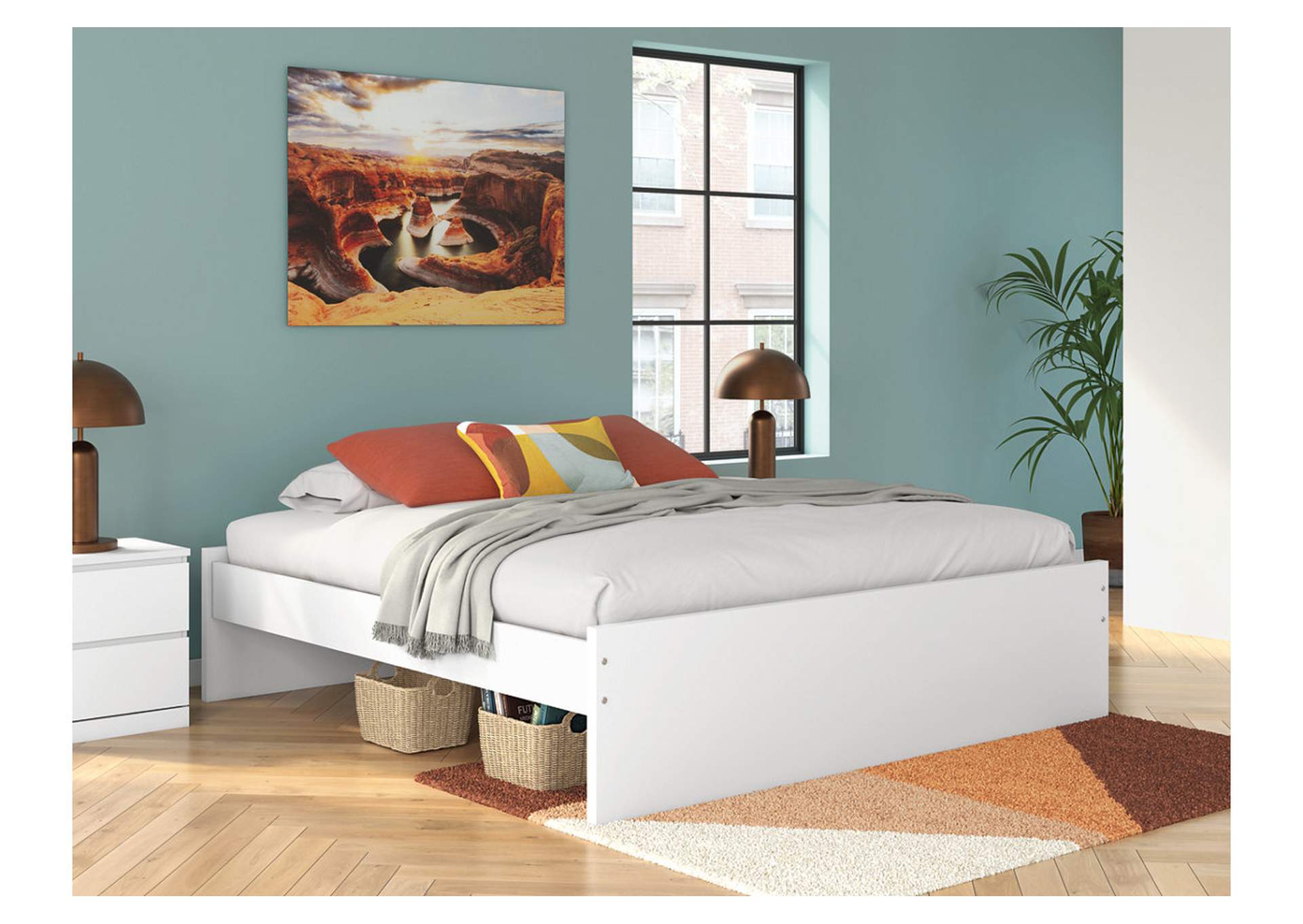 Onita King Platform Bed image 2