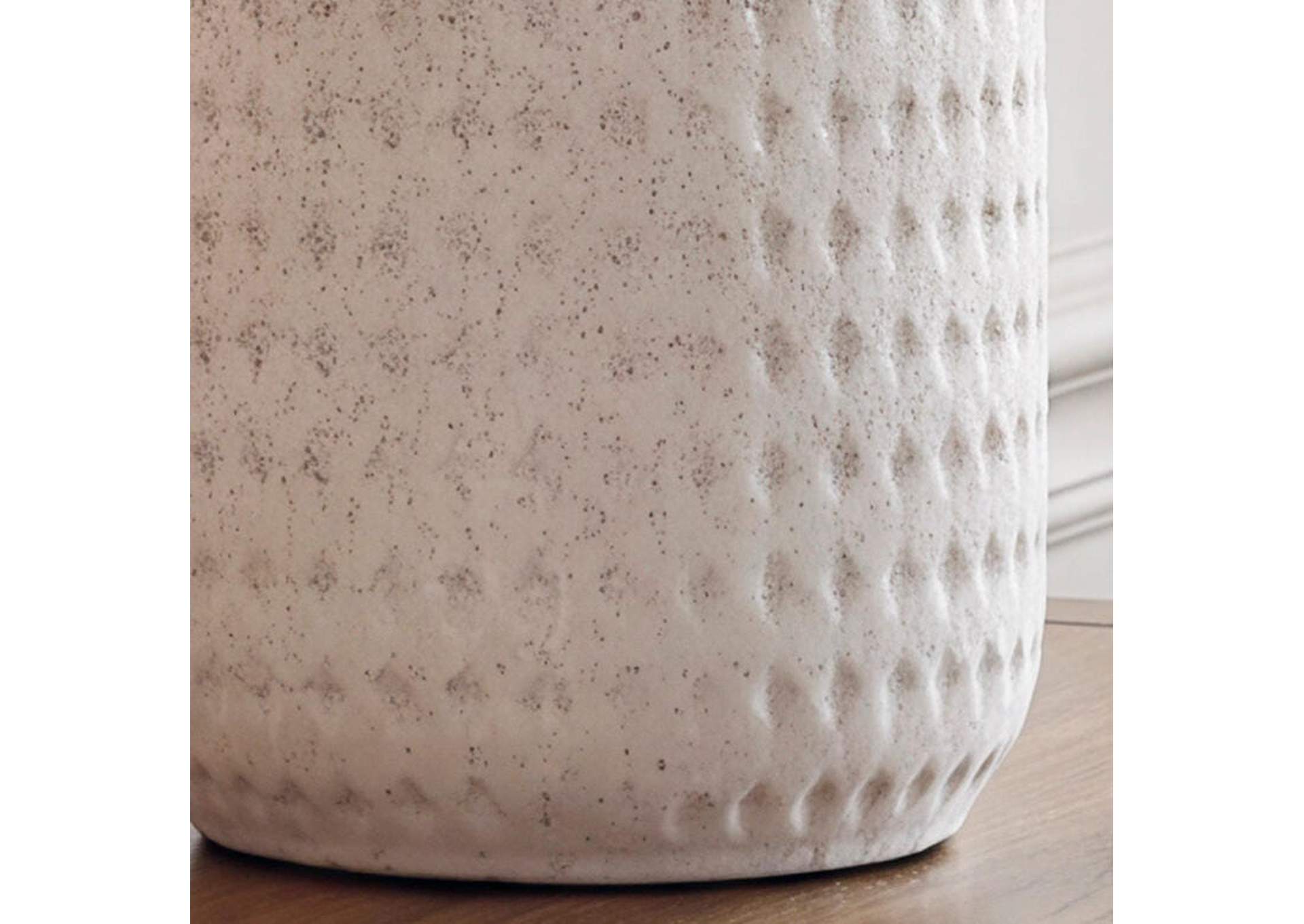 Capwich Table Lamp image 3