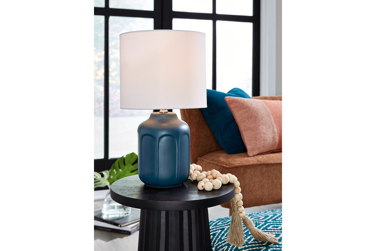 Gierburg Table Lamp