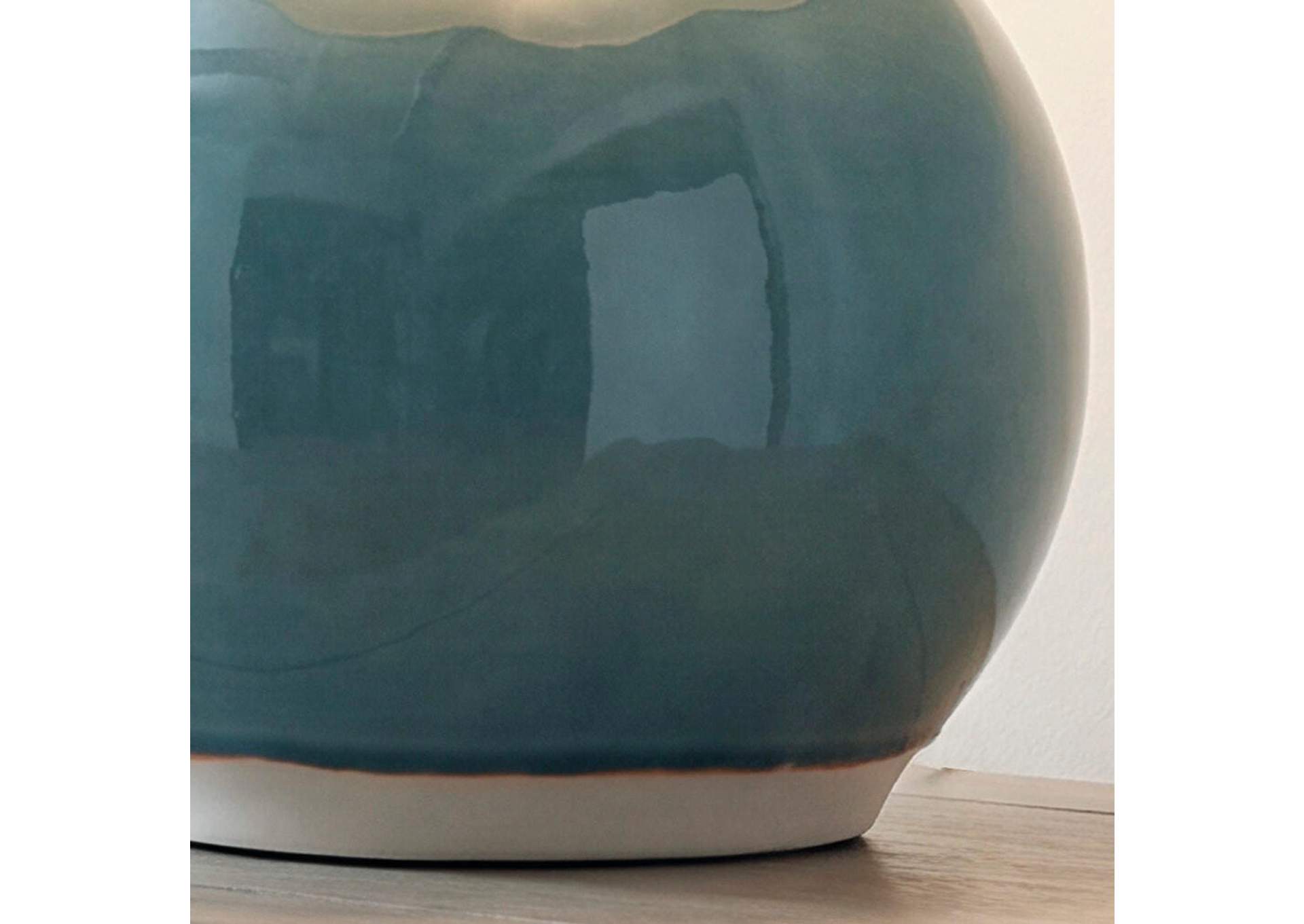 Byronburg Table Lamp image 5