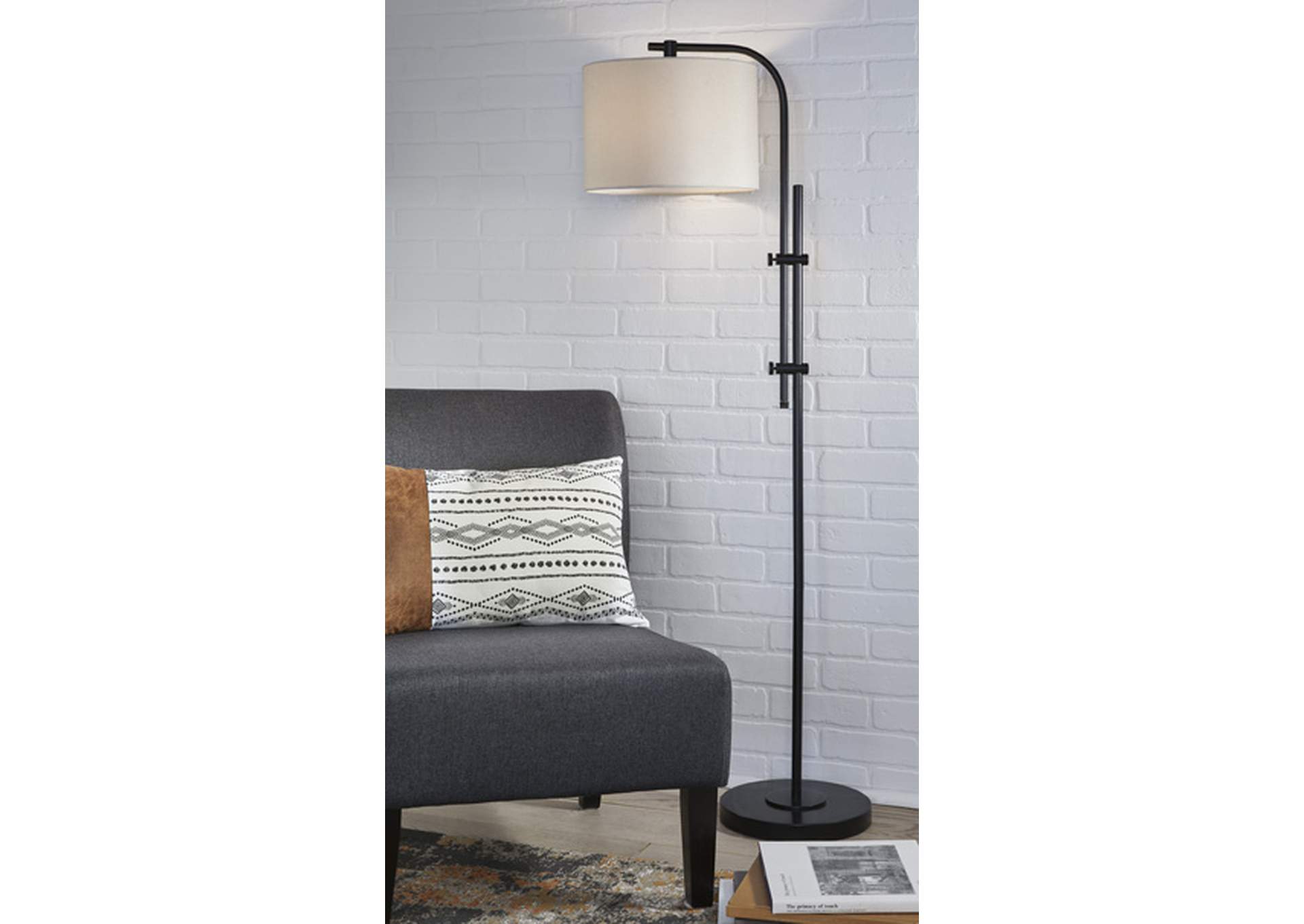 Baronvale Floor Lamp image 4