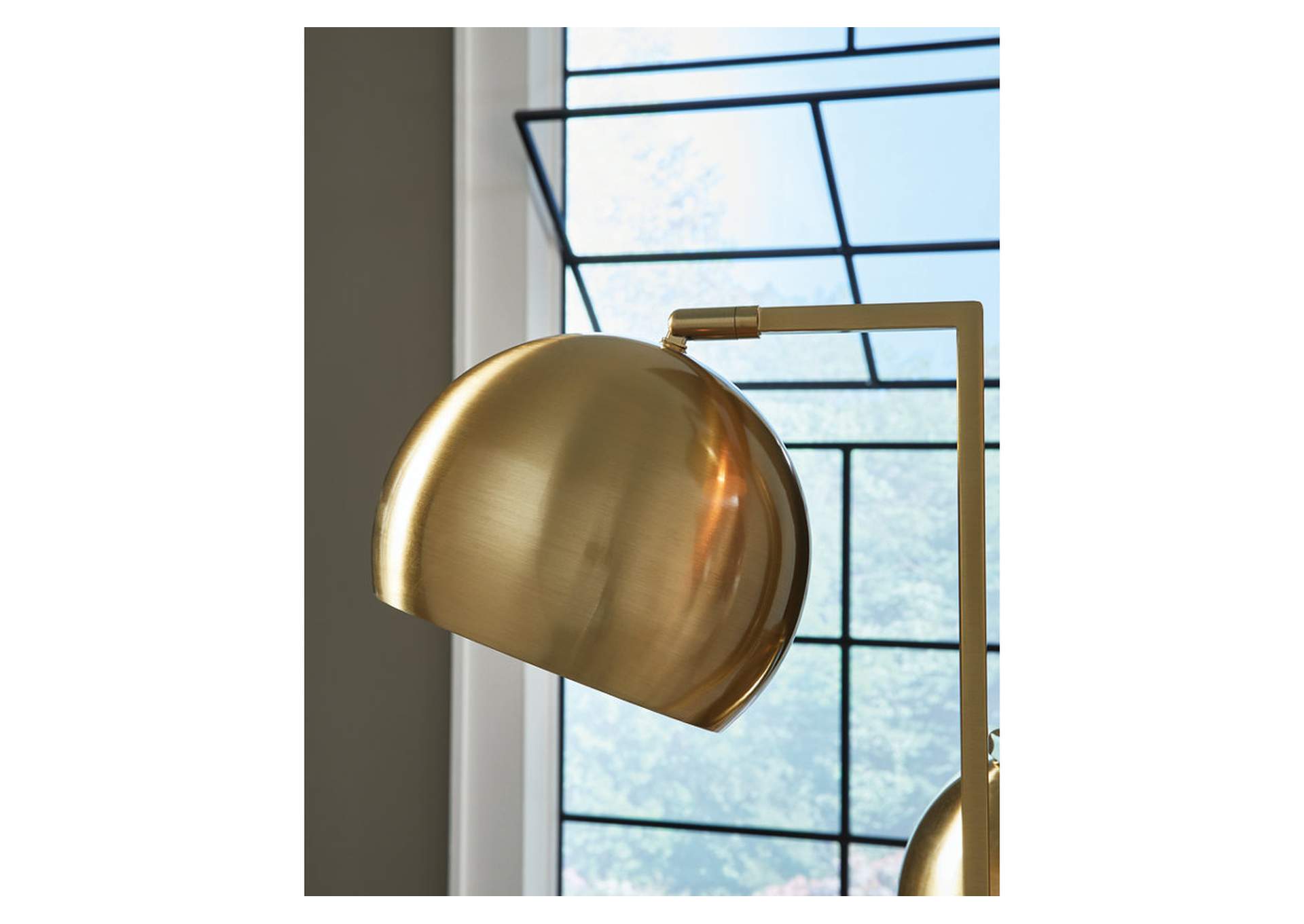 Sorcha Floor Lamp image 3