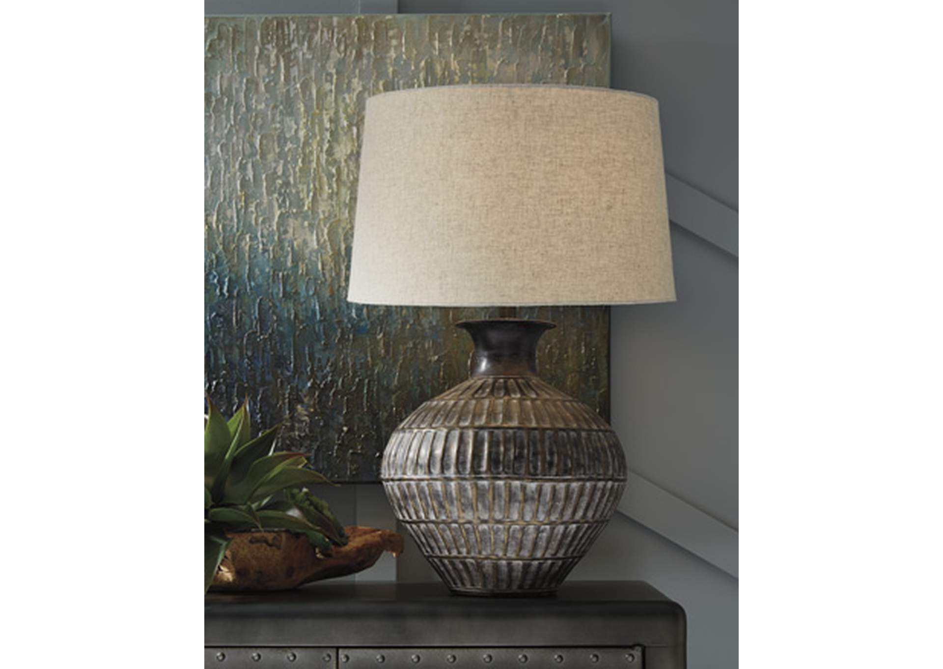 Magan Table Lamp image 6