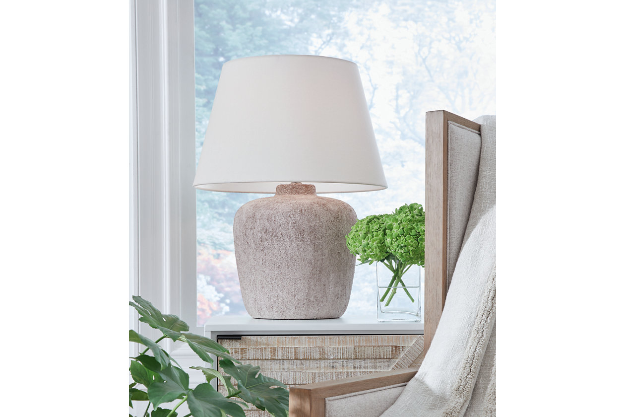Danry Table Lamp