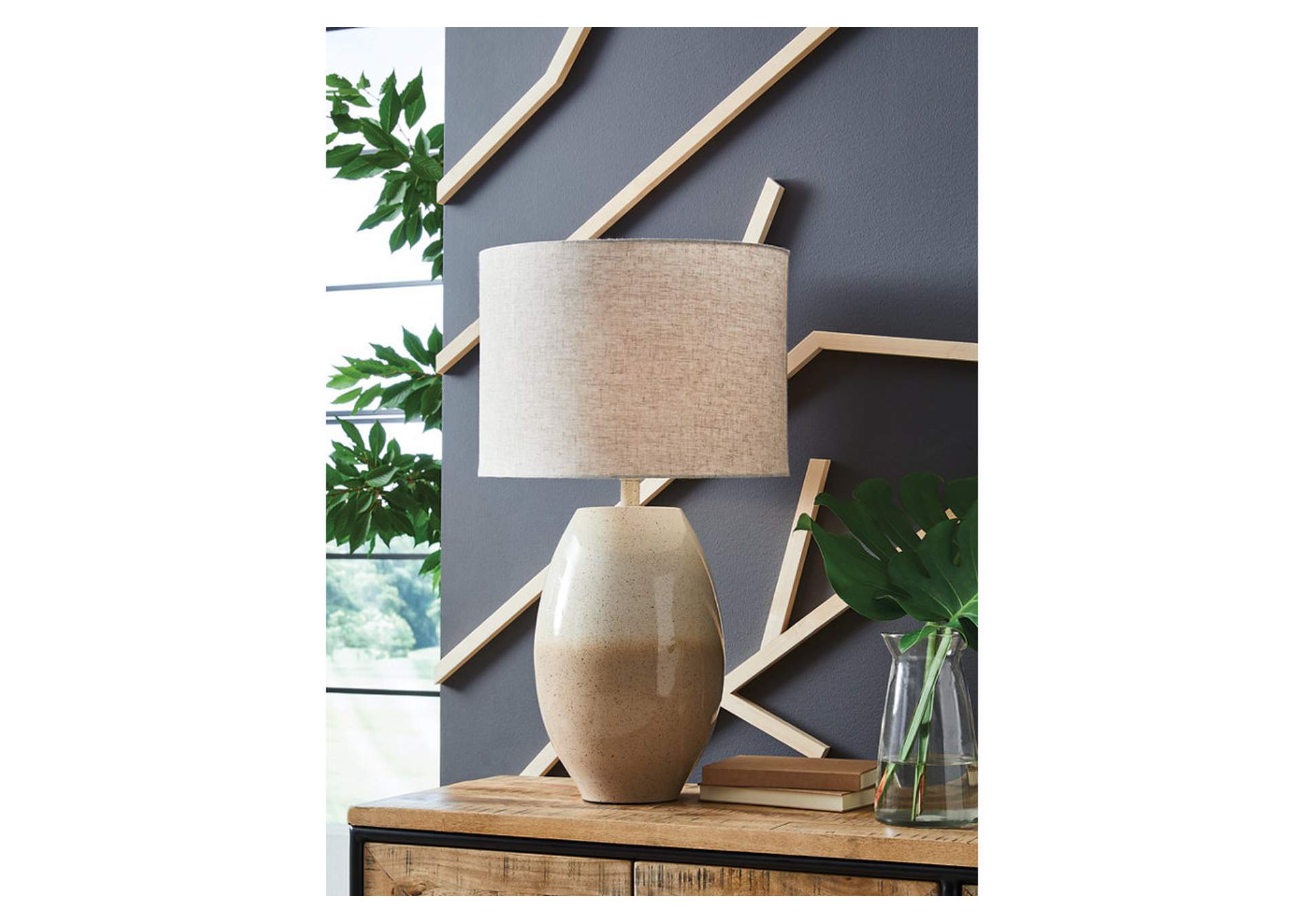 Linas Table Lamp image 2