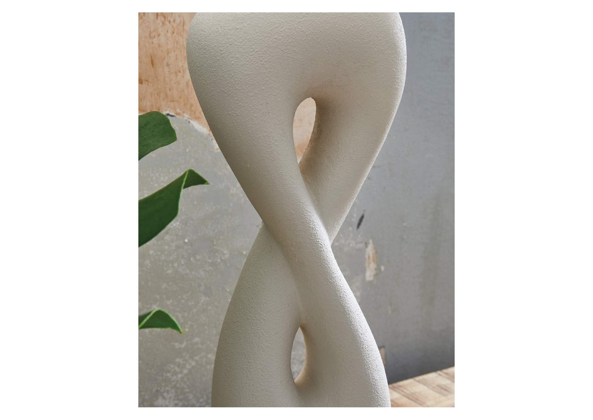 Judrich Table Lamp image 3
