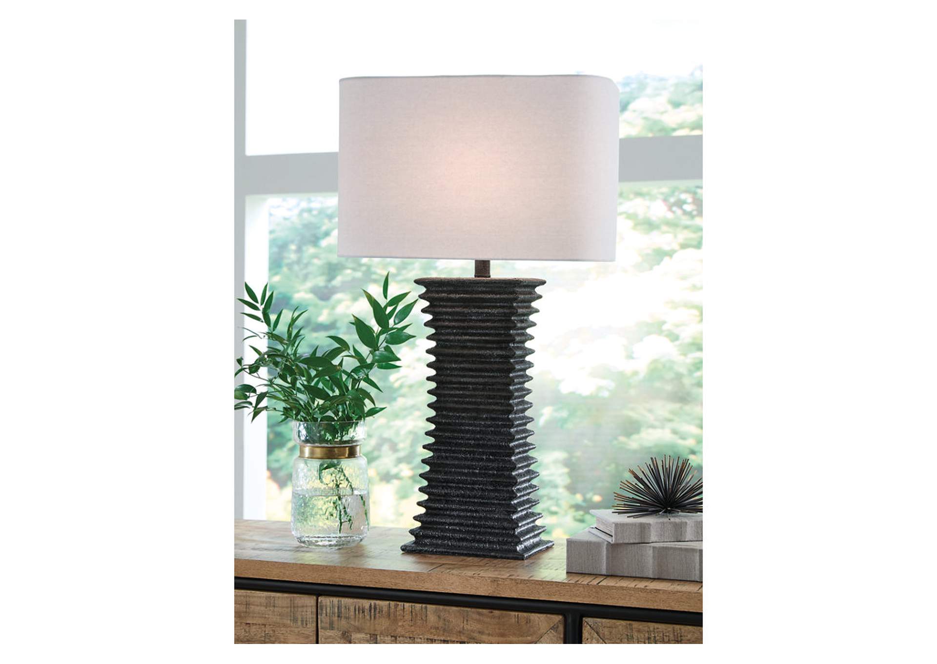 Golzar Table Lamp image 2