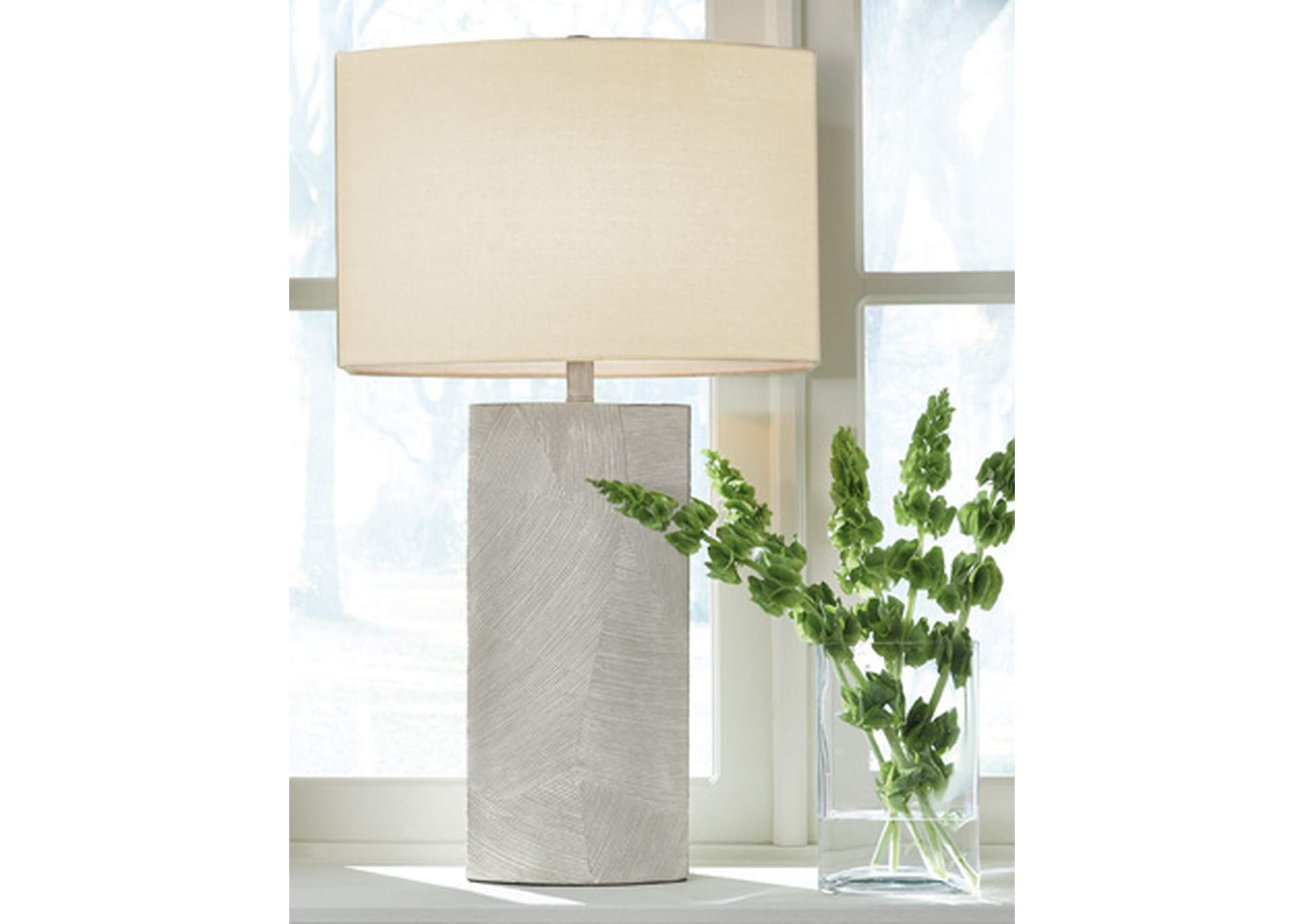 Bradard Table Lamp image 5