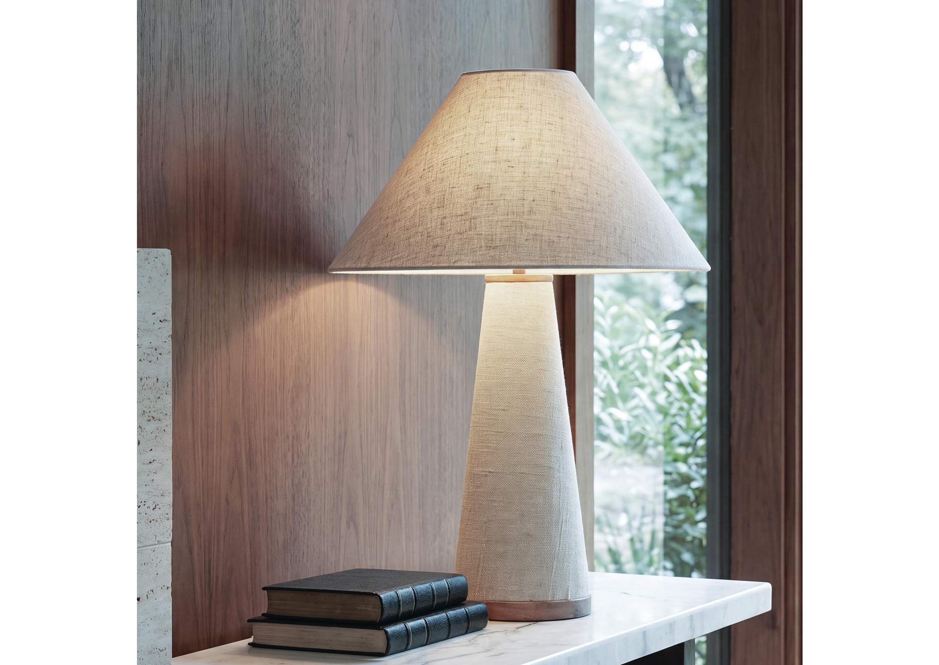 Dellridge Table Lamp image 2