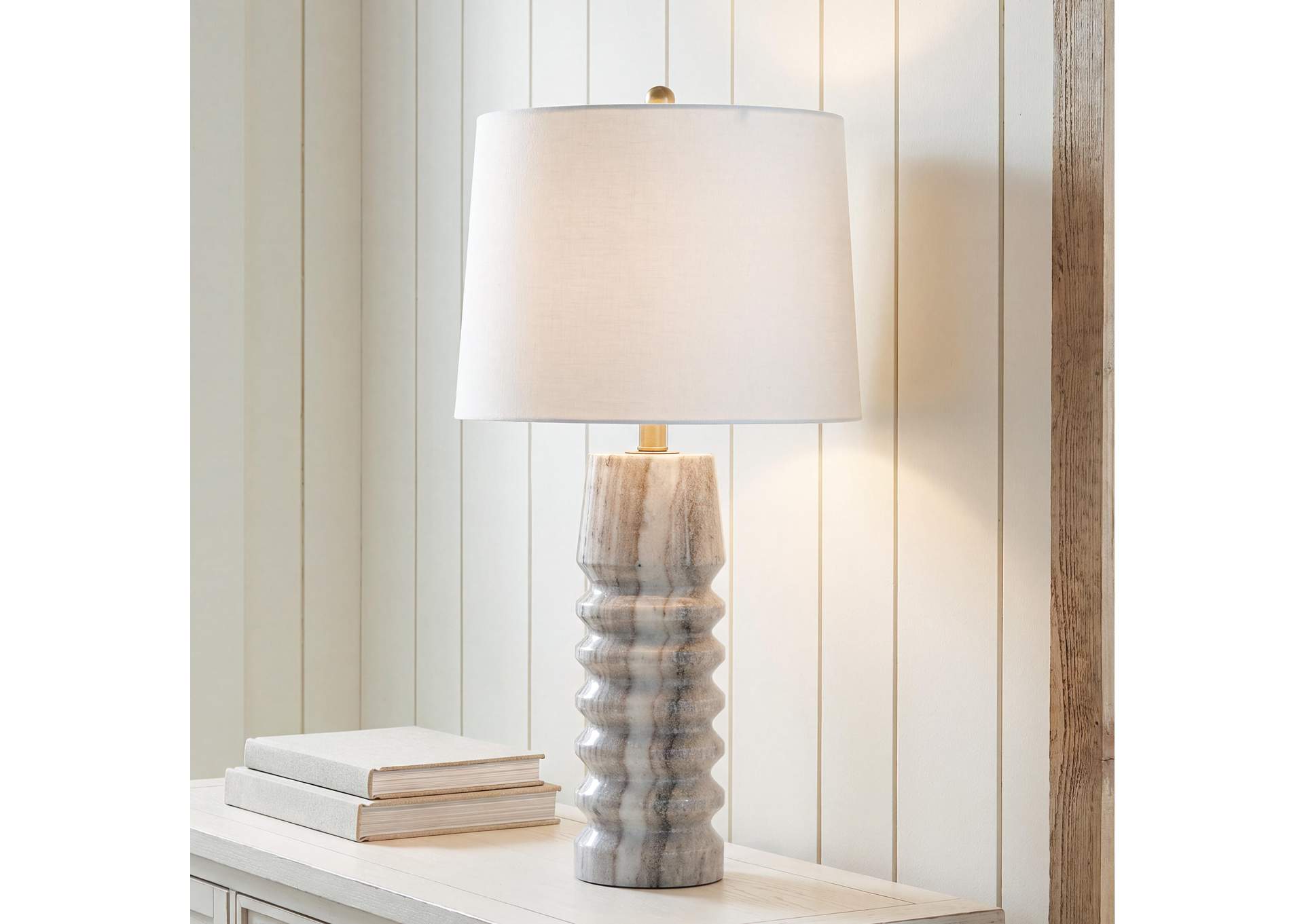 Desmont Table Lamp image 3