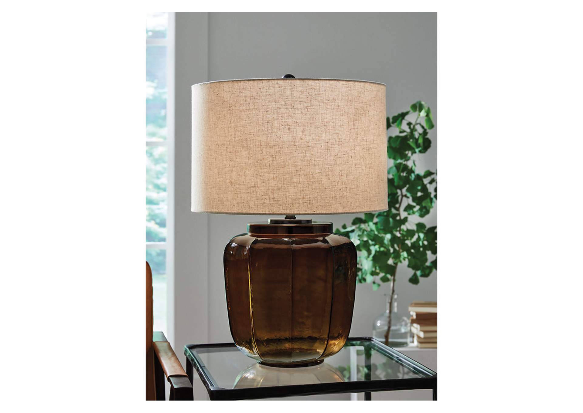 Bainmore Table Lamp image 2