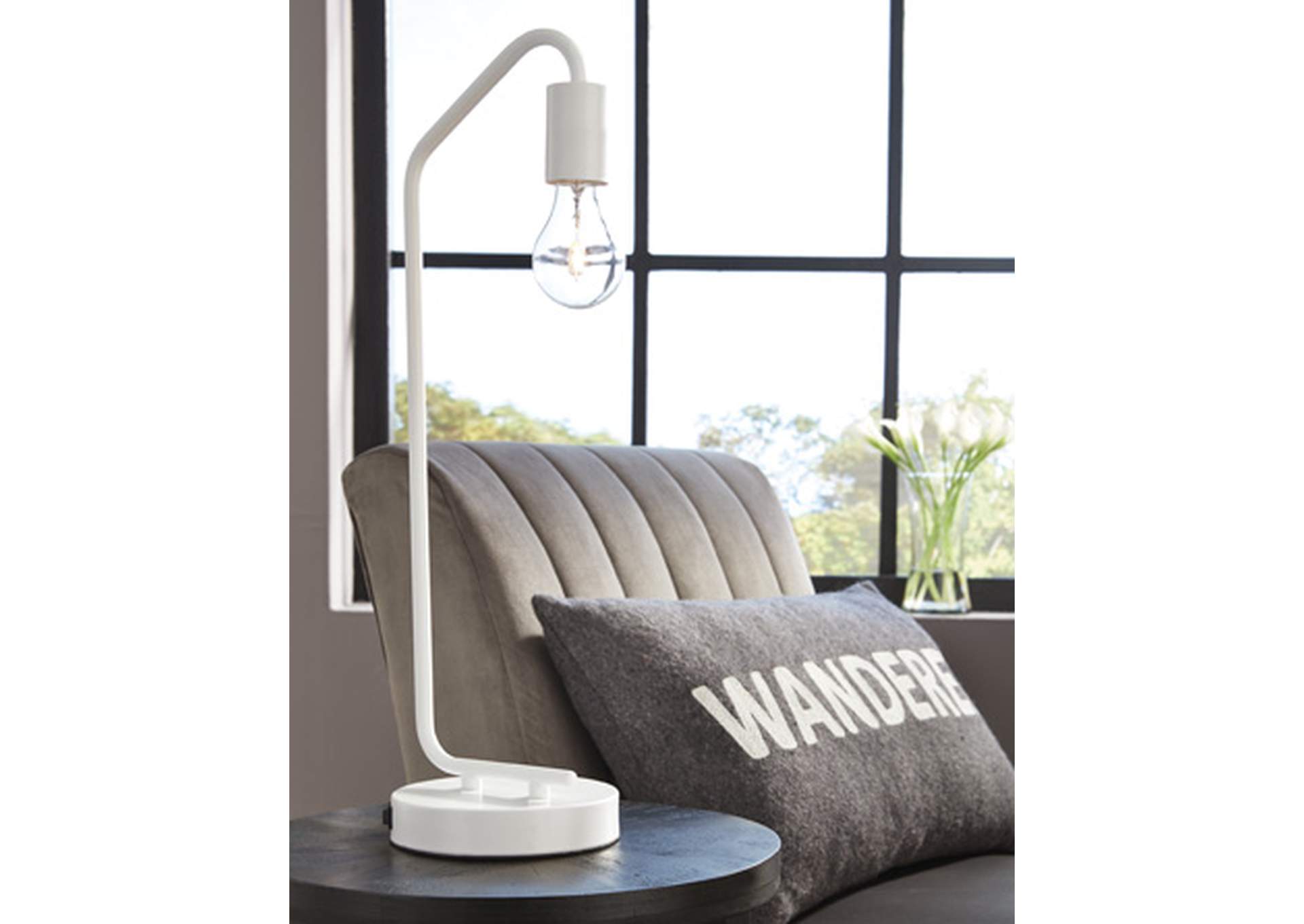 Covybend Desk Lamp image 4