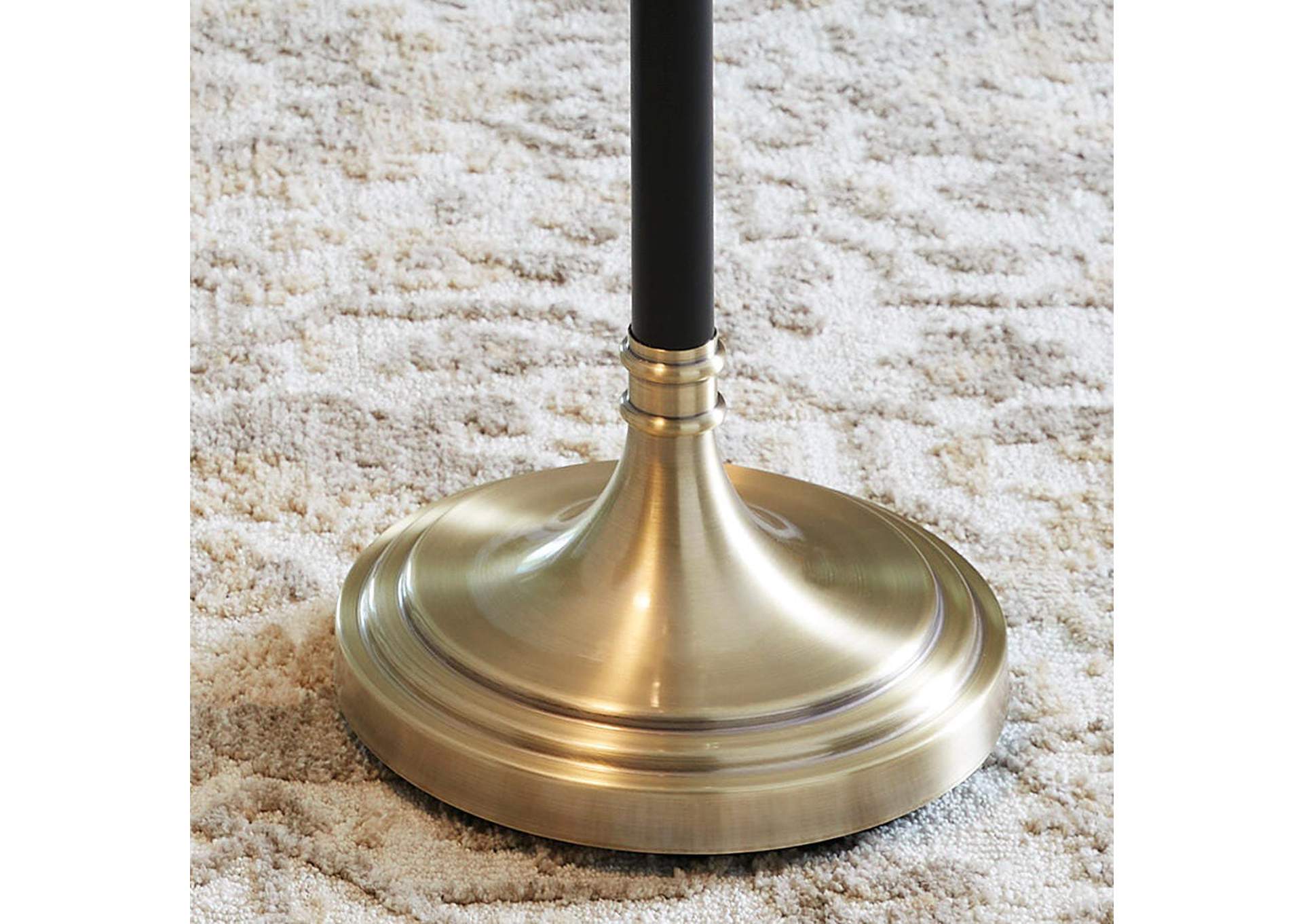 Clairwell Floor Lamp image 4