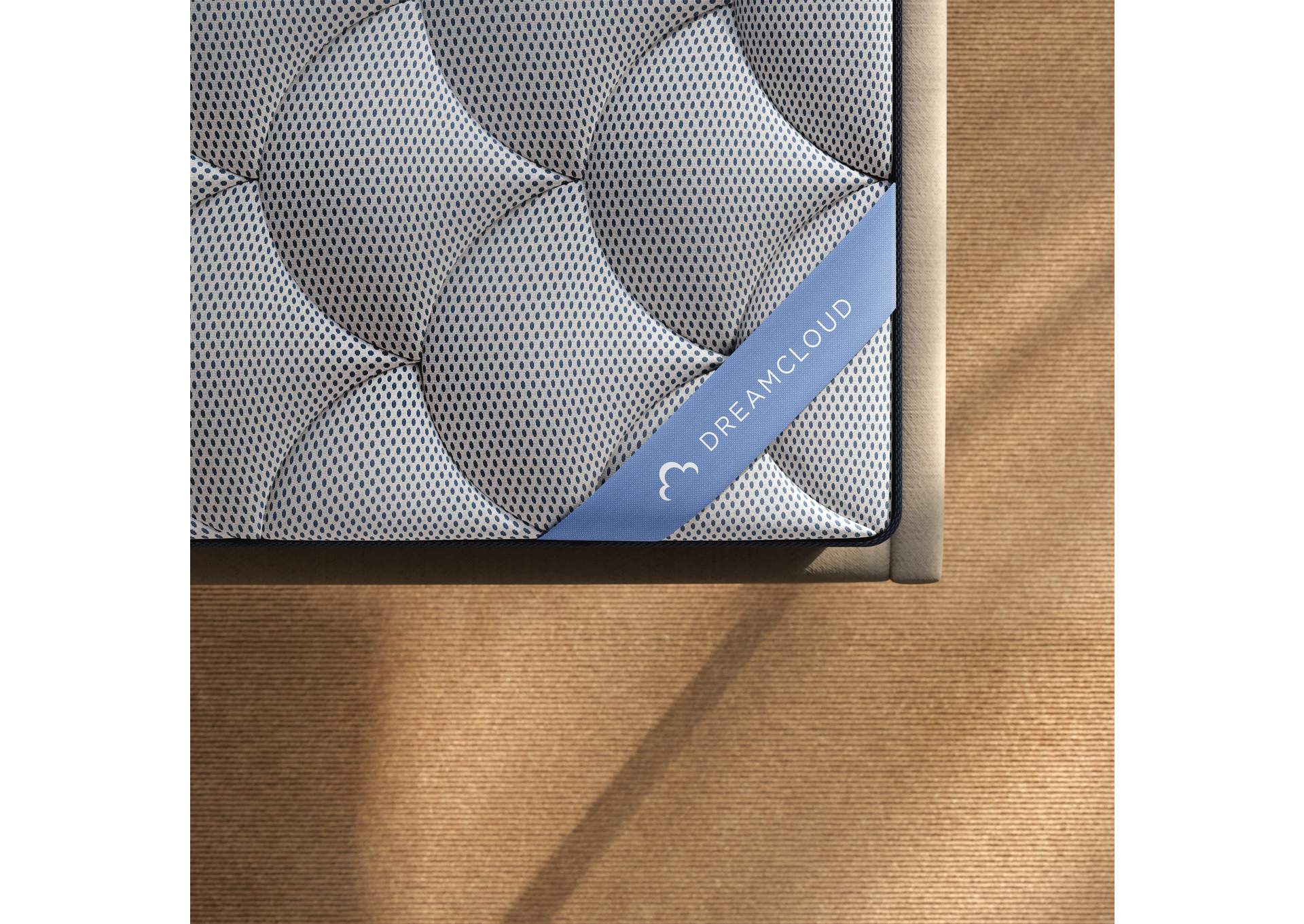Dreamcloud Premier Memory Foam Queen Mattress image 10