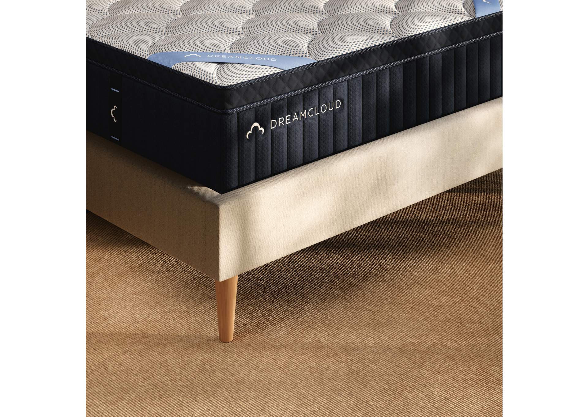 Dreamcloud Premier Memory Foam Queen Mattress image 9