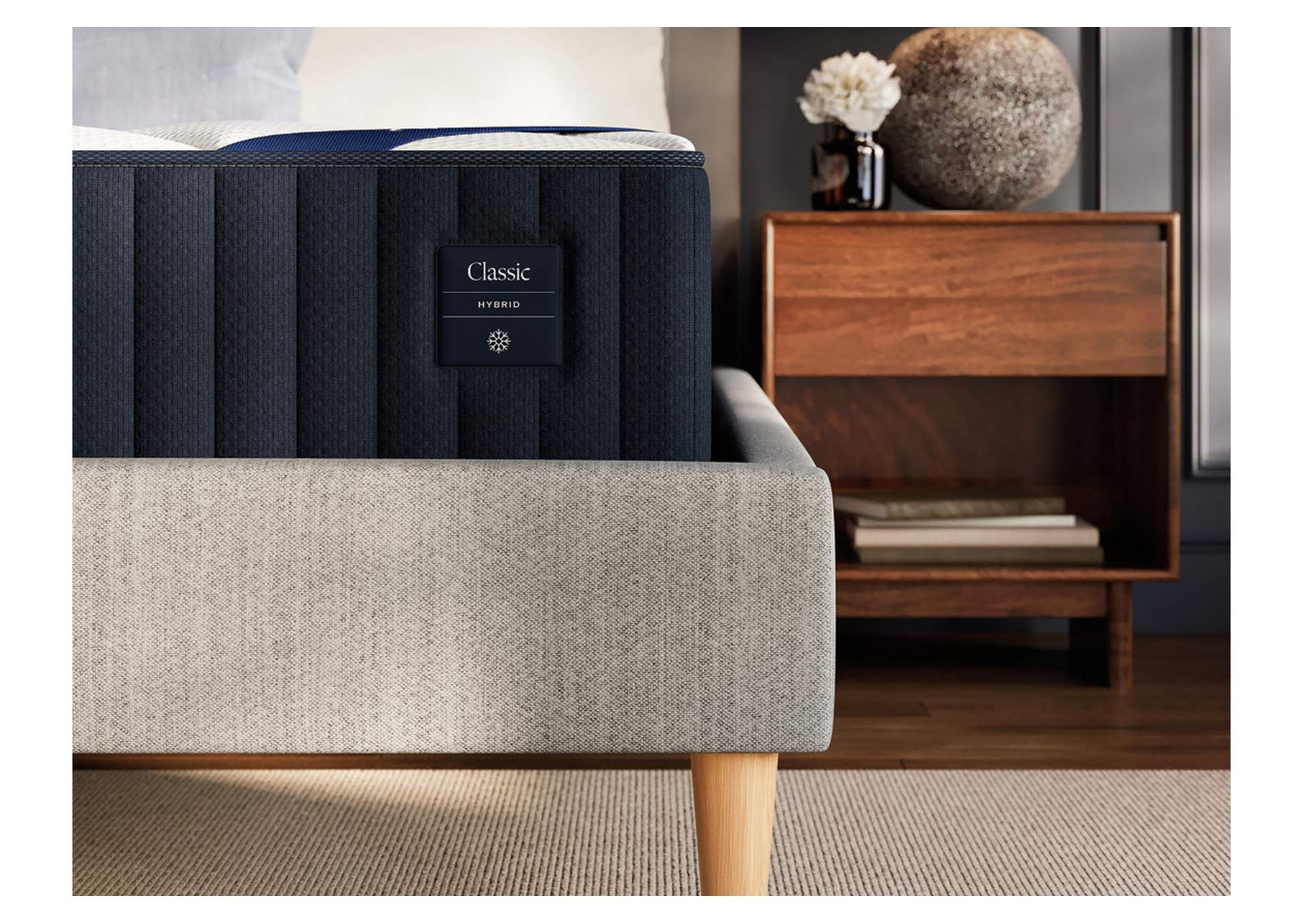 DreamCloud Hybrid Classic 4.0 Full Mattress image 12