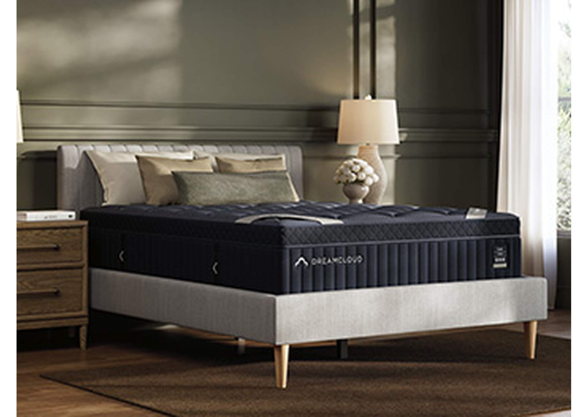 DreamCloud Luxe Hybrid Full Mattress image 7