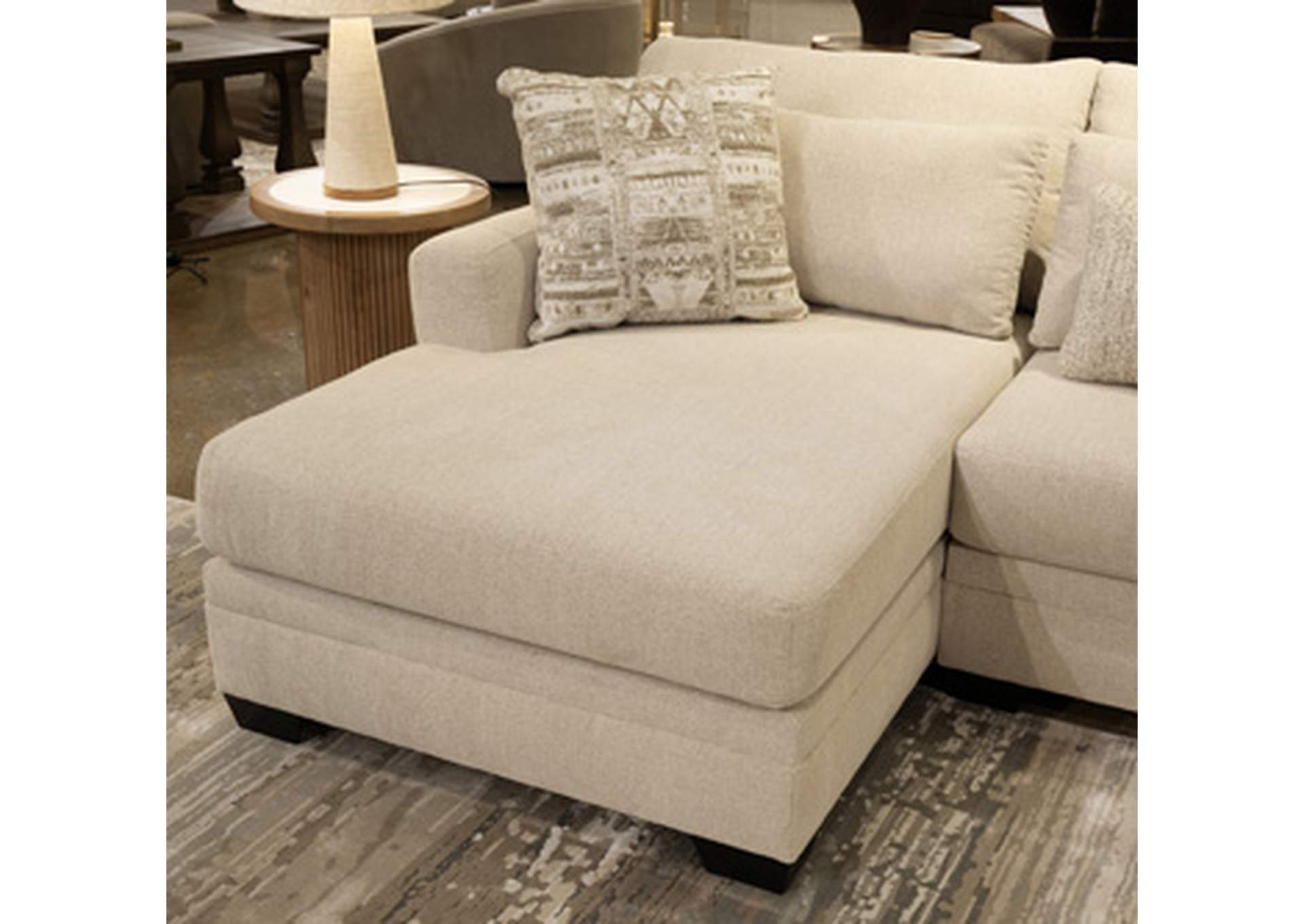 Mandi Point 2-Piece Sectional Sofa Chaise image 1