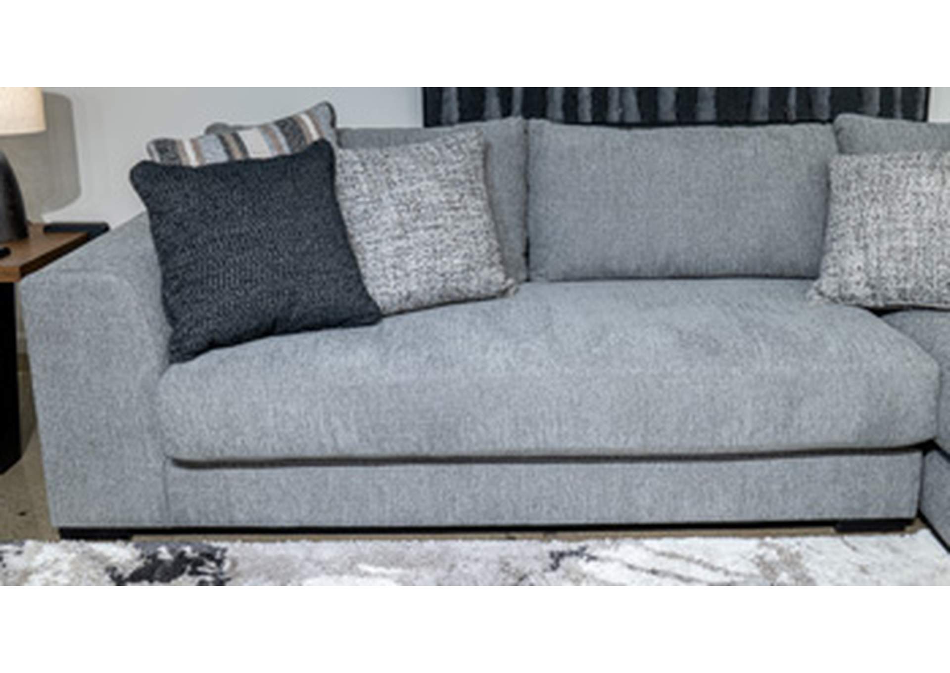 Creston Heights Left-Arm Facing Corner Chaise image 1