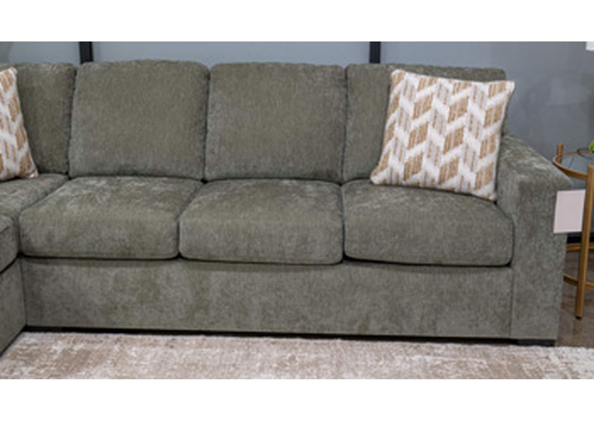 Bridgepoint 2-Piece Sectional with Chaise image 2