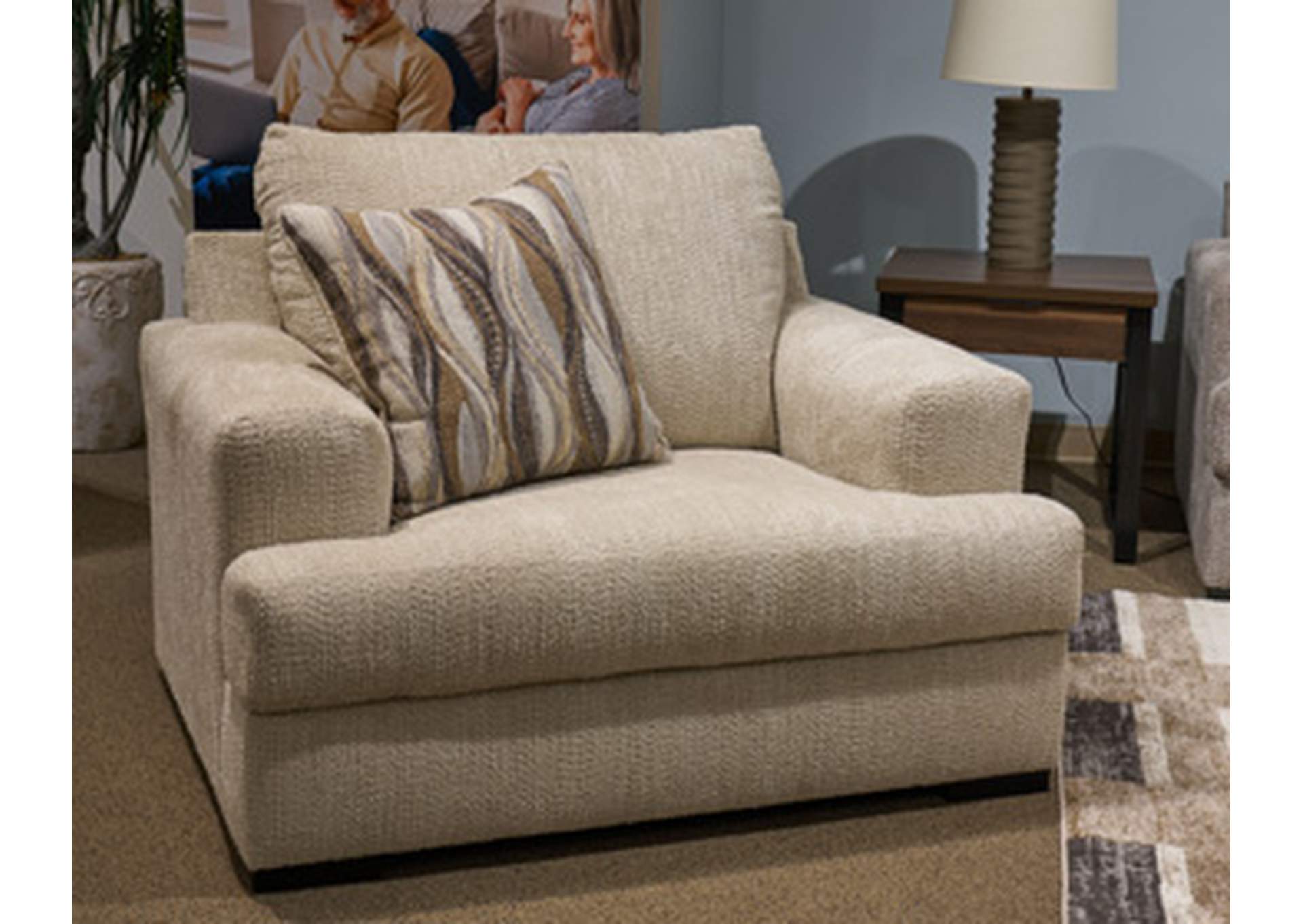 Lofwood Oversized Chair image 1