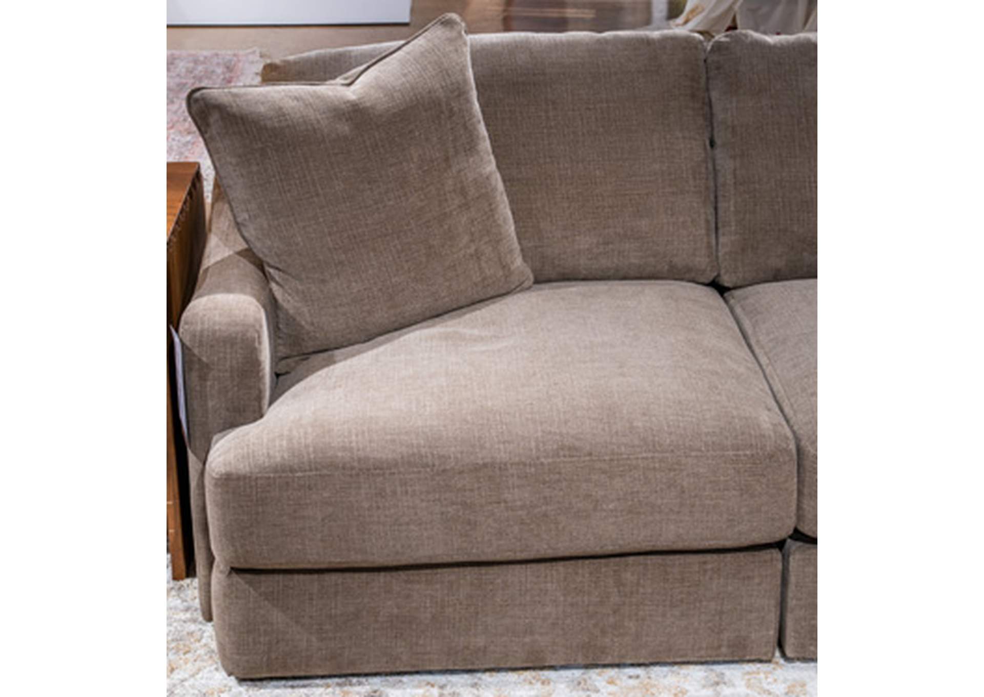 Ella Grove 2-Piece Sectional with Chaise image 2