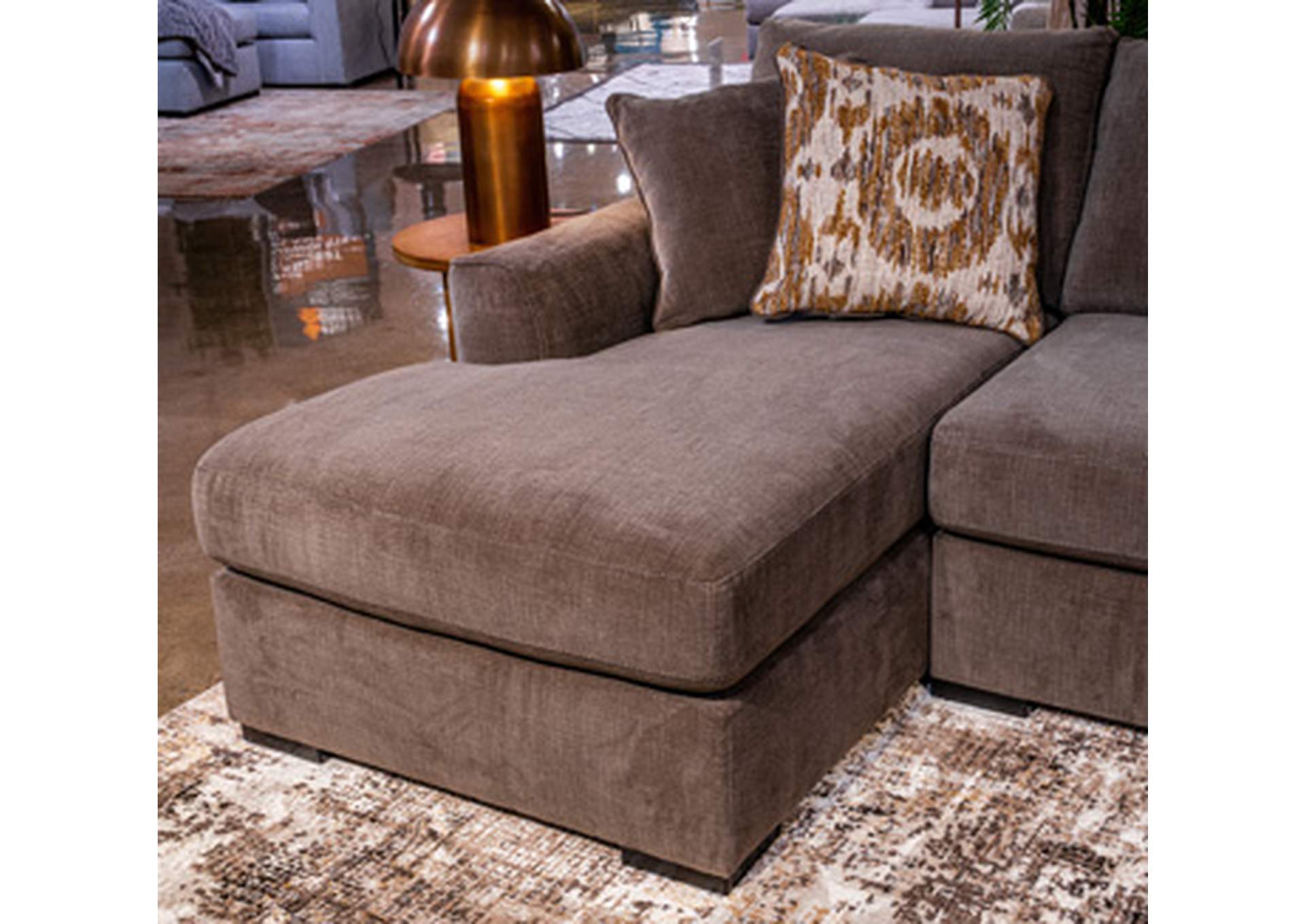 Larson Levee 3-Piece Sectional image 1
