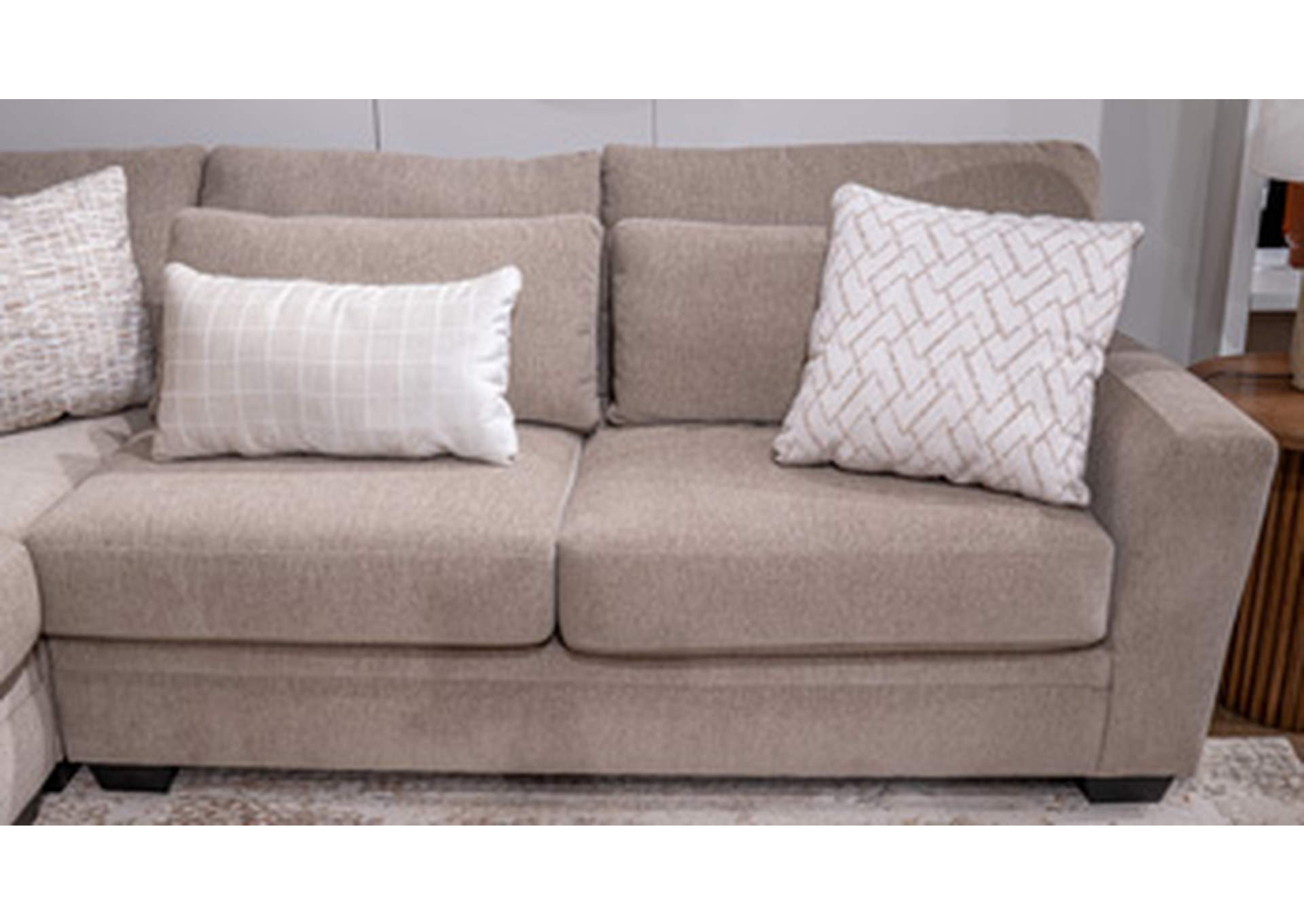 Korvelle 4-Piece Sectional with Chaise image 3